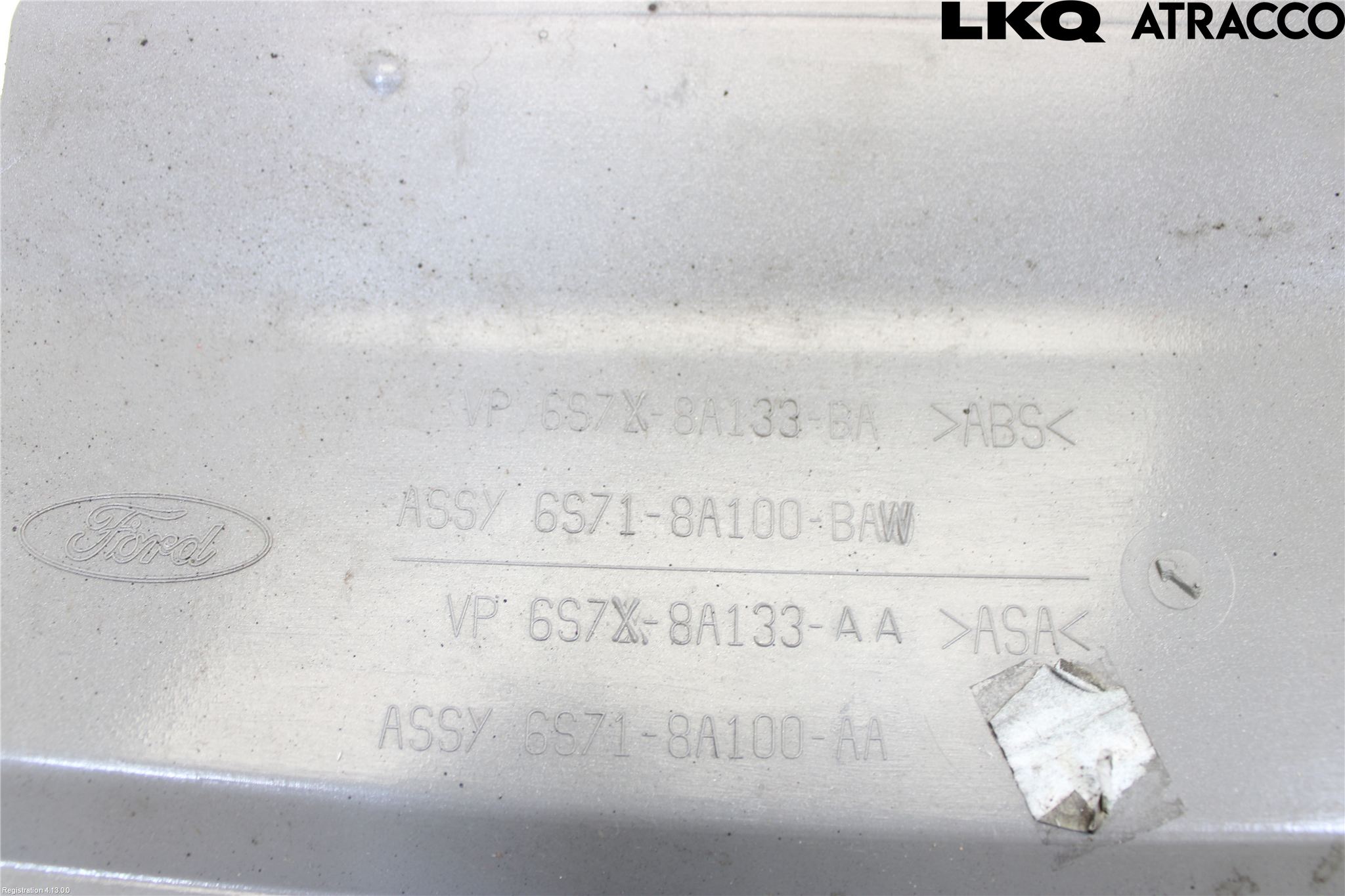 Ford MONDEO     01-06 Grilldel Midt