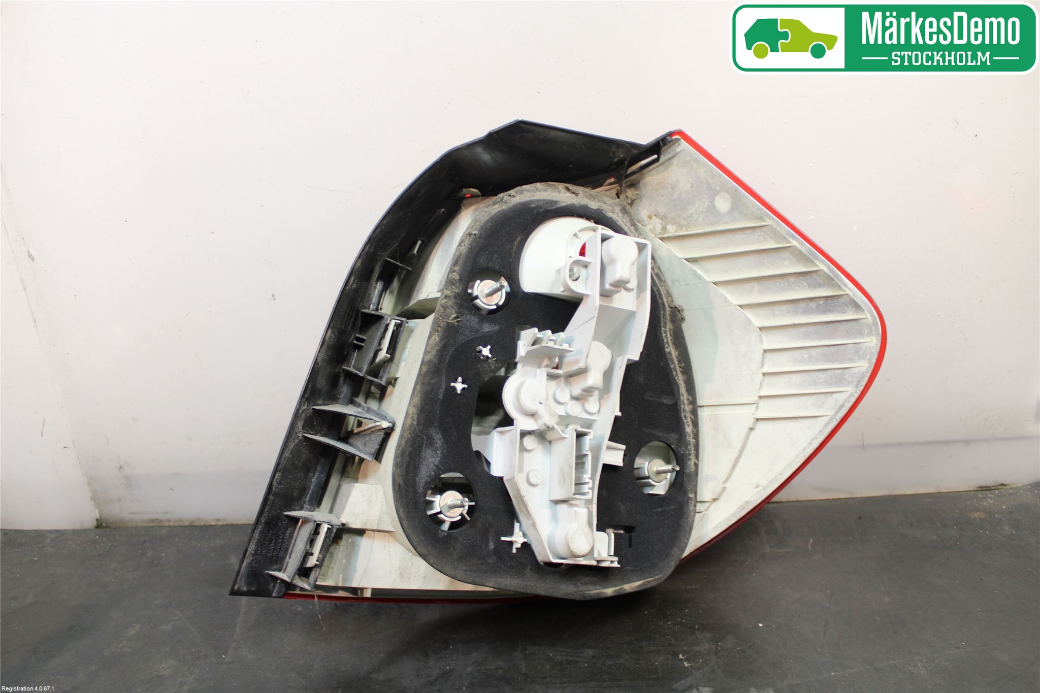 BMW 1 E87/81 5D/3D 03-11 Baklykt Venstre