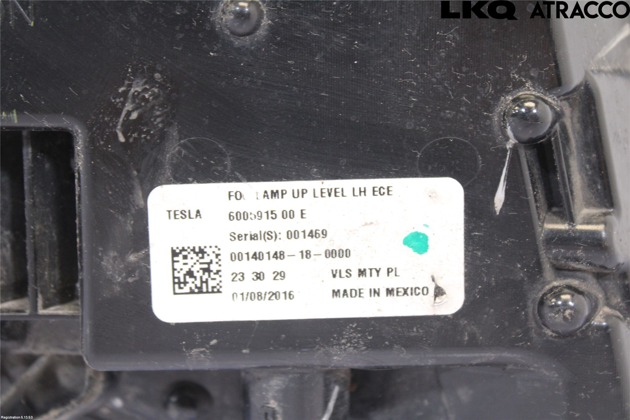 Tesla MODEL S 13- Frontlykt-Kurve-Tåkelys