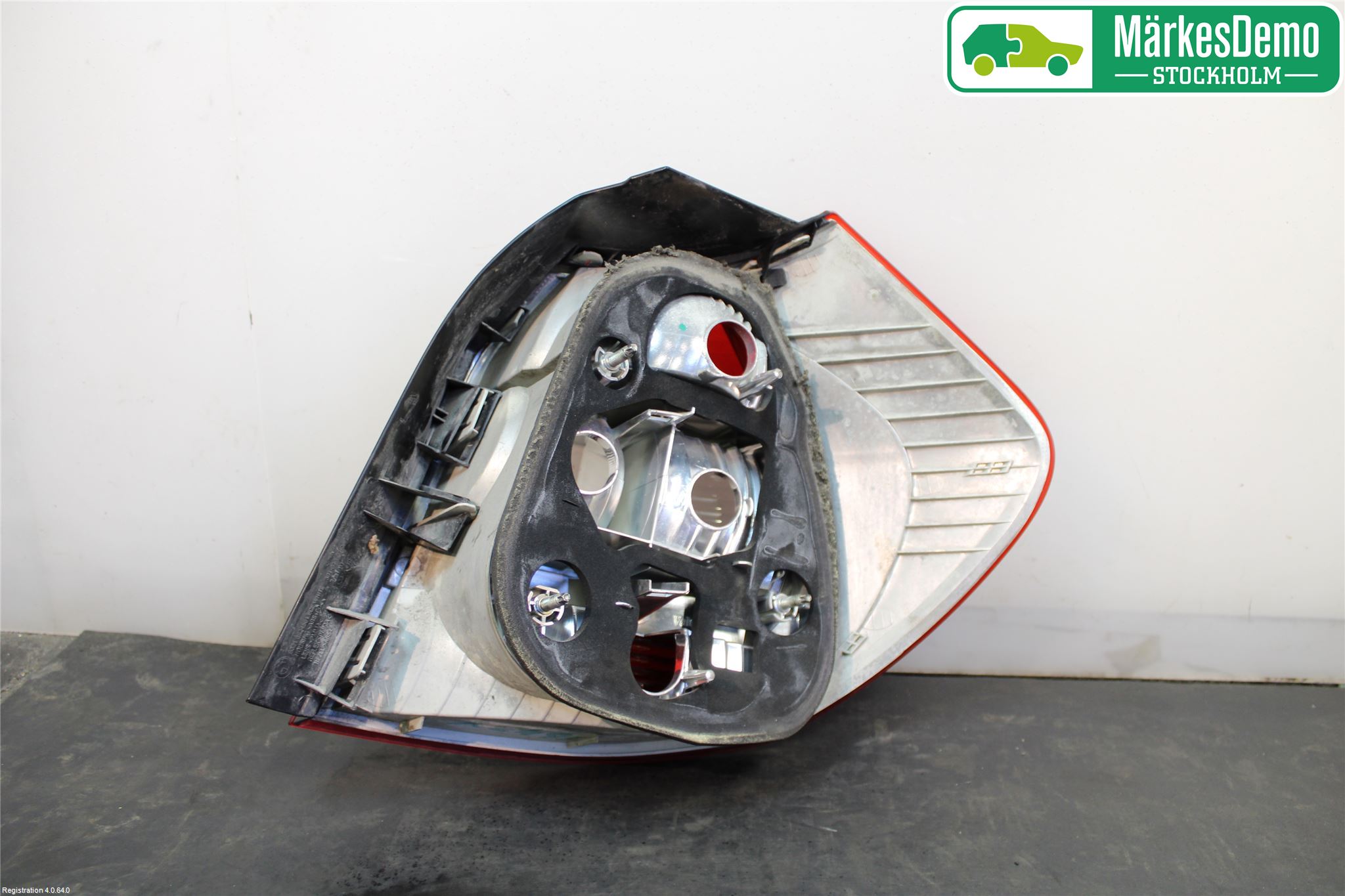 BMW 1 E87/81 5D/3D 03-11 Baklykt Venstre
