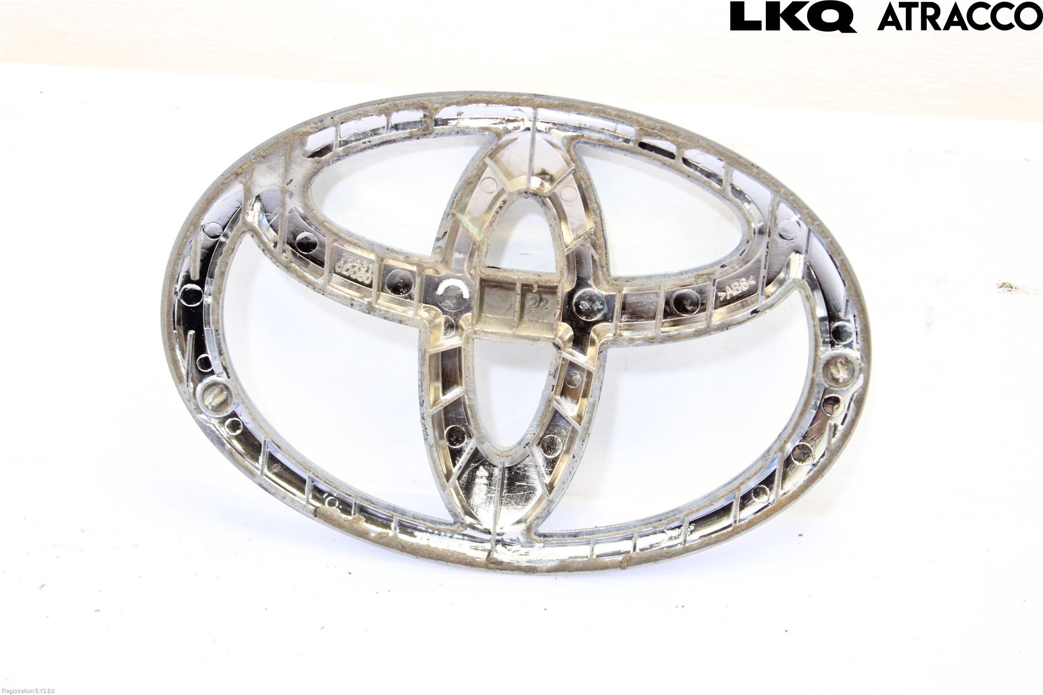Toyota AVENSIS 16-18 Emblem