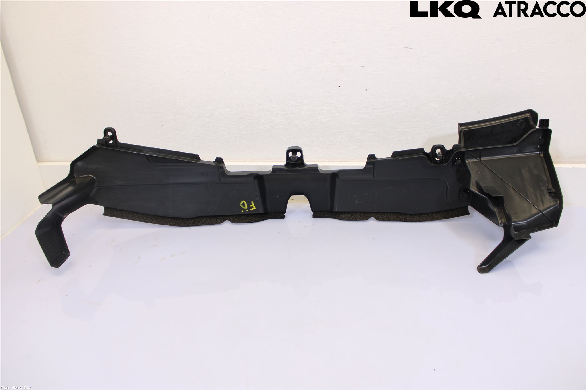 Toyota YARIS XP21 20- Luftstyring Front