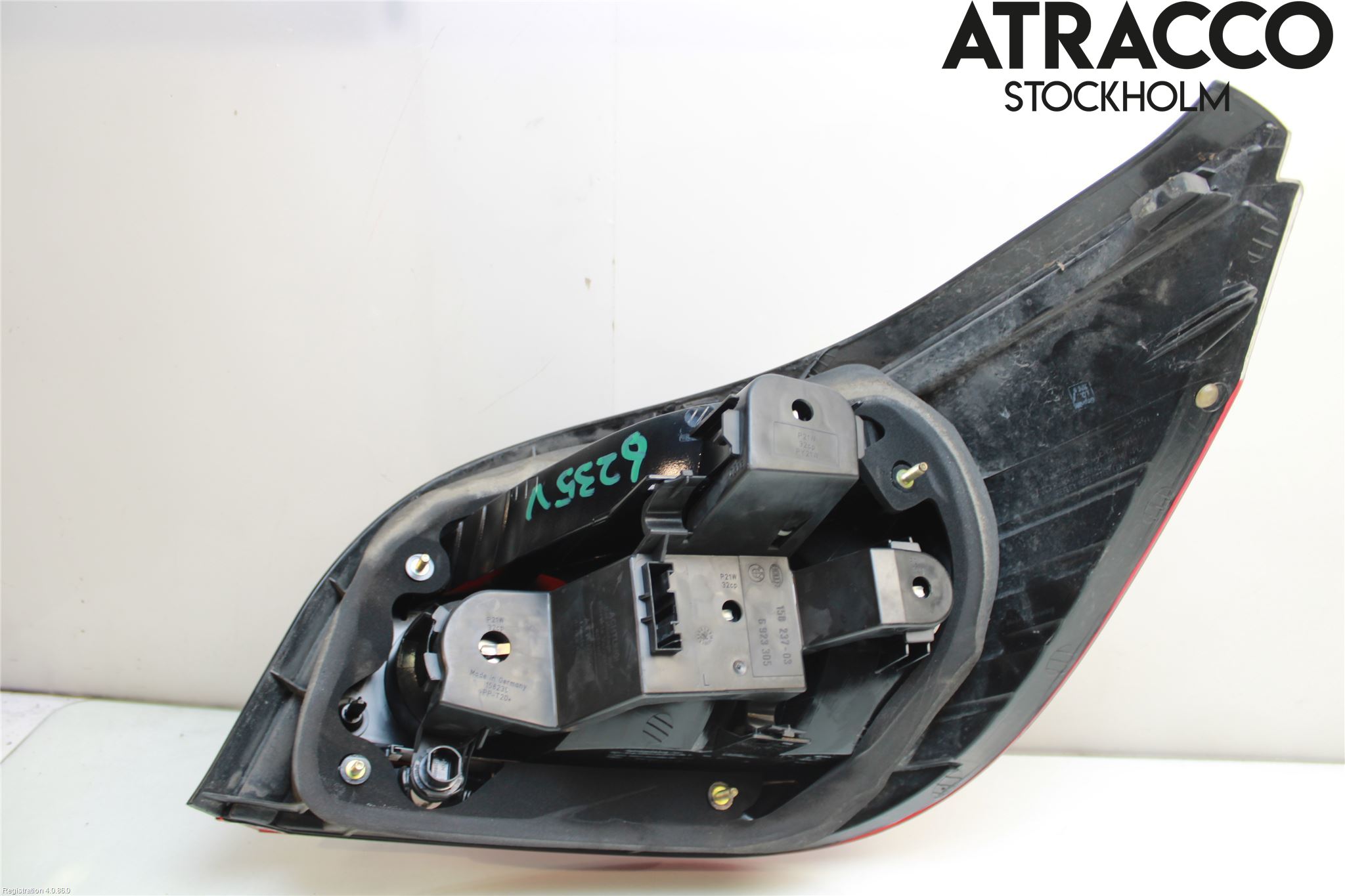 BMW 5 E60/61 Sed/Tou 02-10 Baklykt Venstre