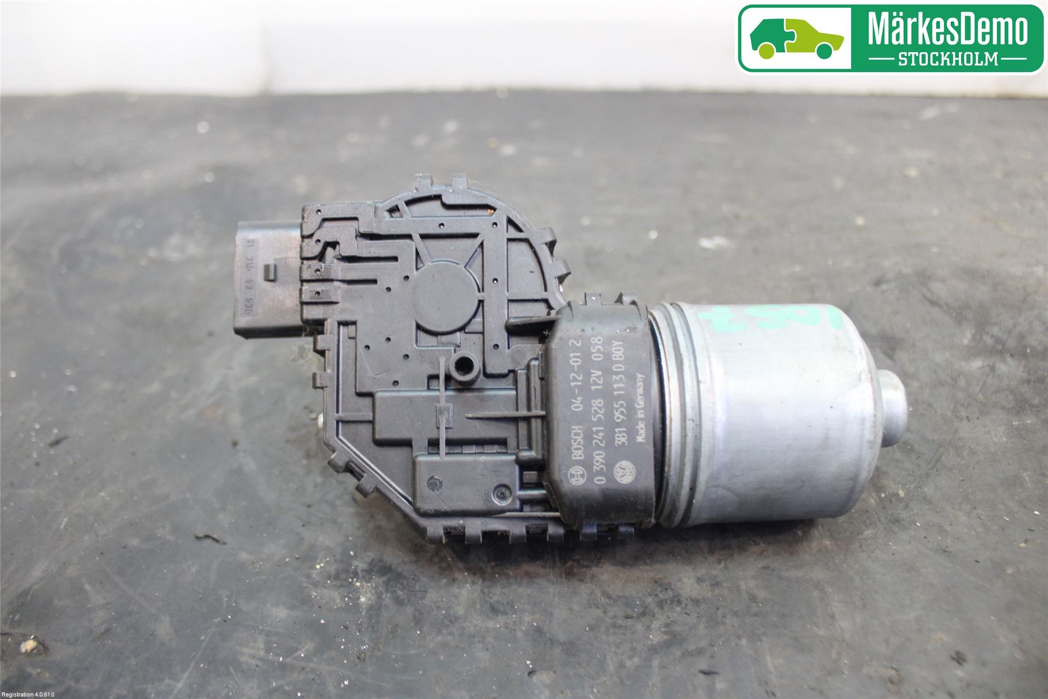 Volkswagen VW PASSAT 01-05 Viskermotor Frontrute