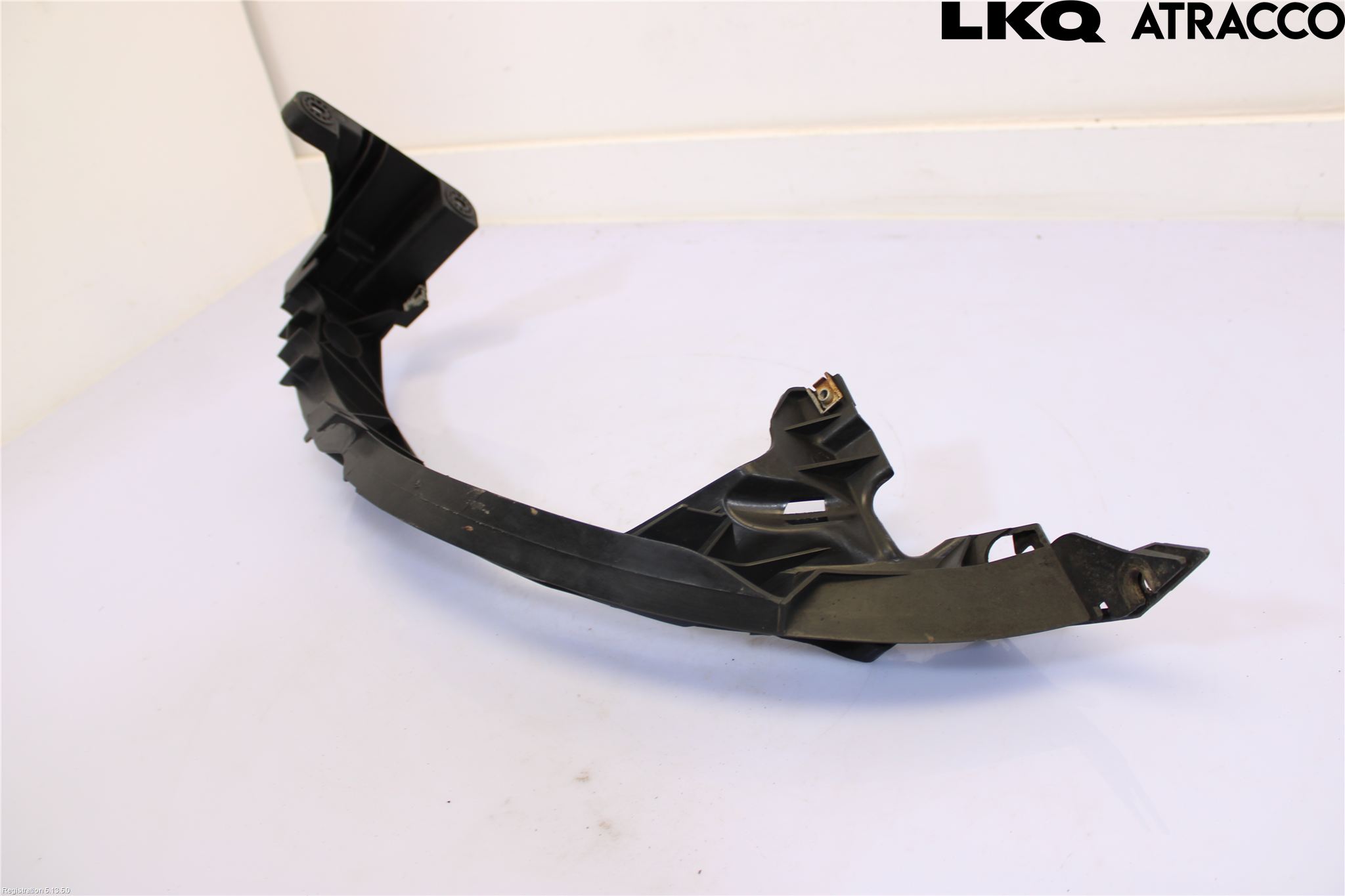 BMW 1 E87/81 5D/3D 03-11 Frontlykt Ramme H Lyktering