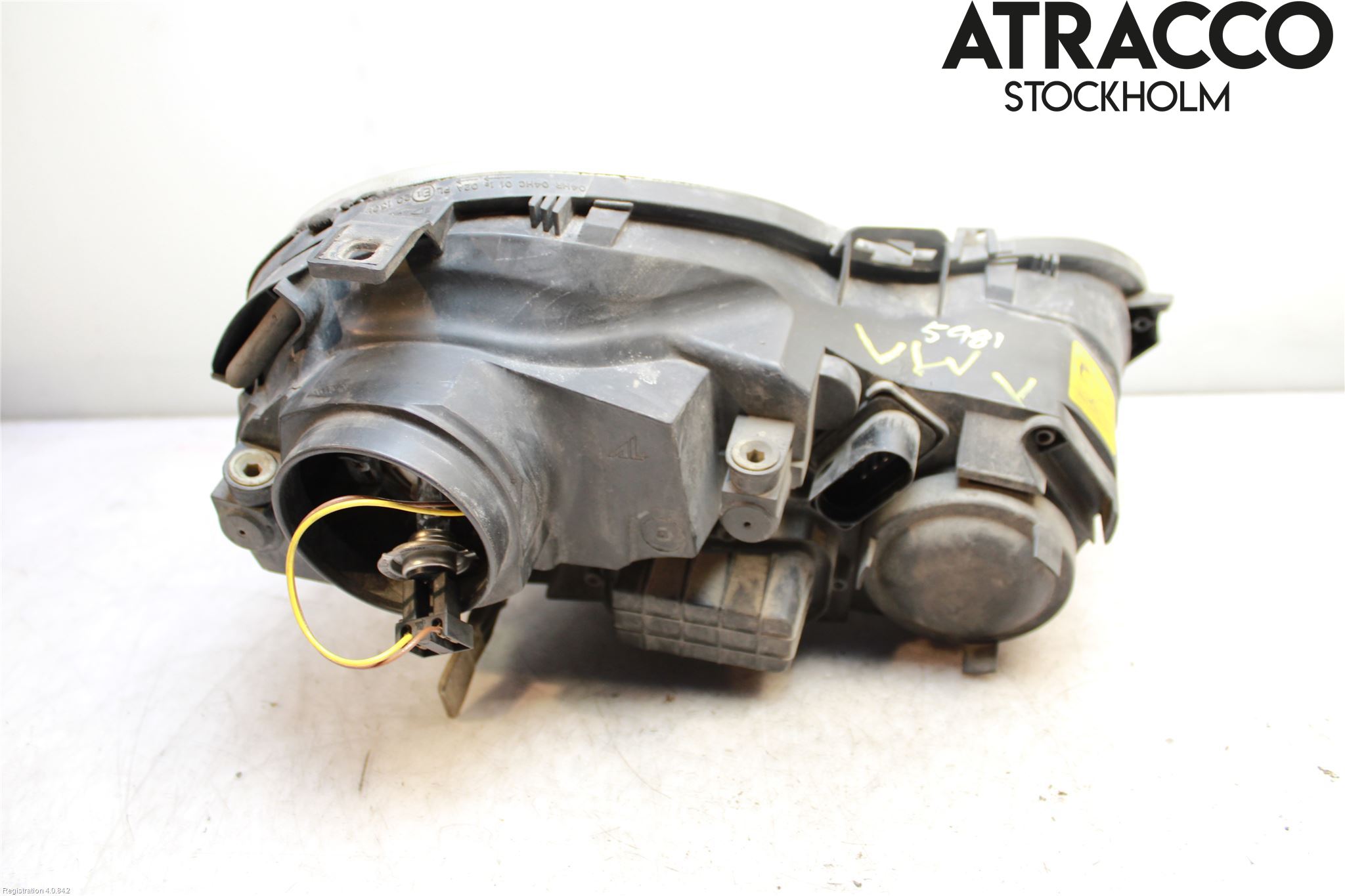 Volkswagen VW POLO 02-05 Frontlykt Venstre