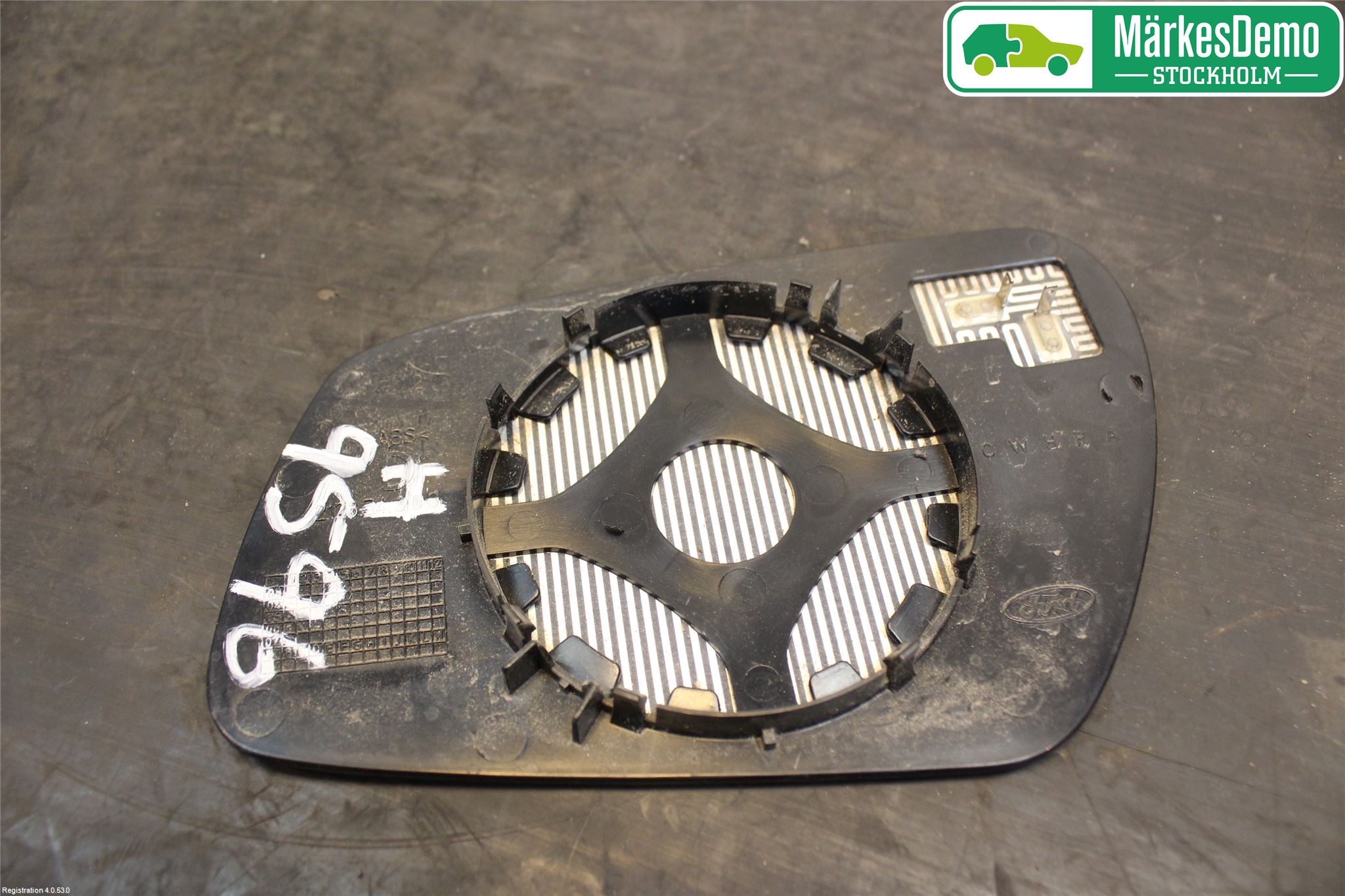 Ford FOCUS     04-07 Speil Glass H