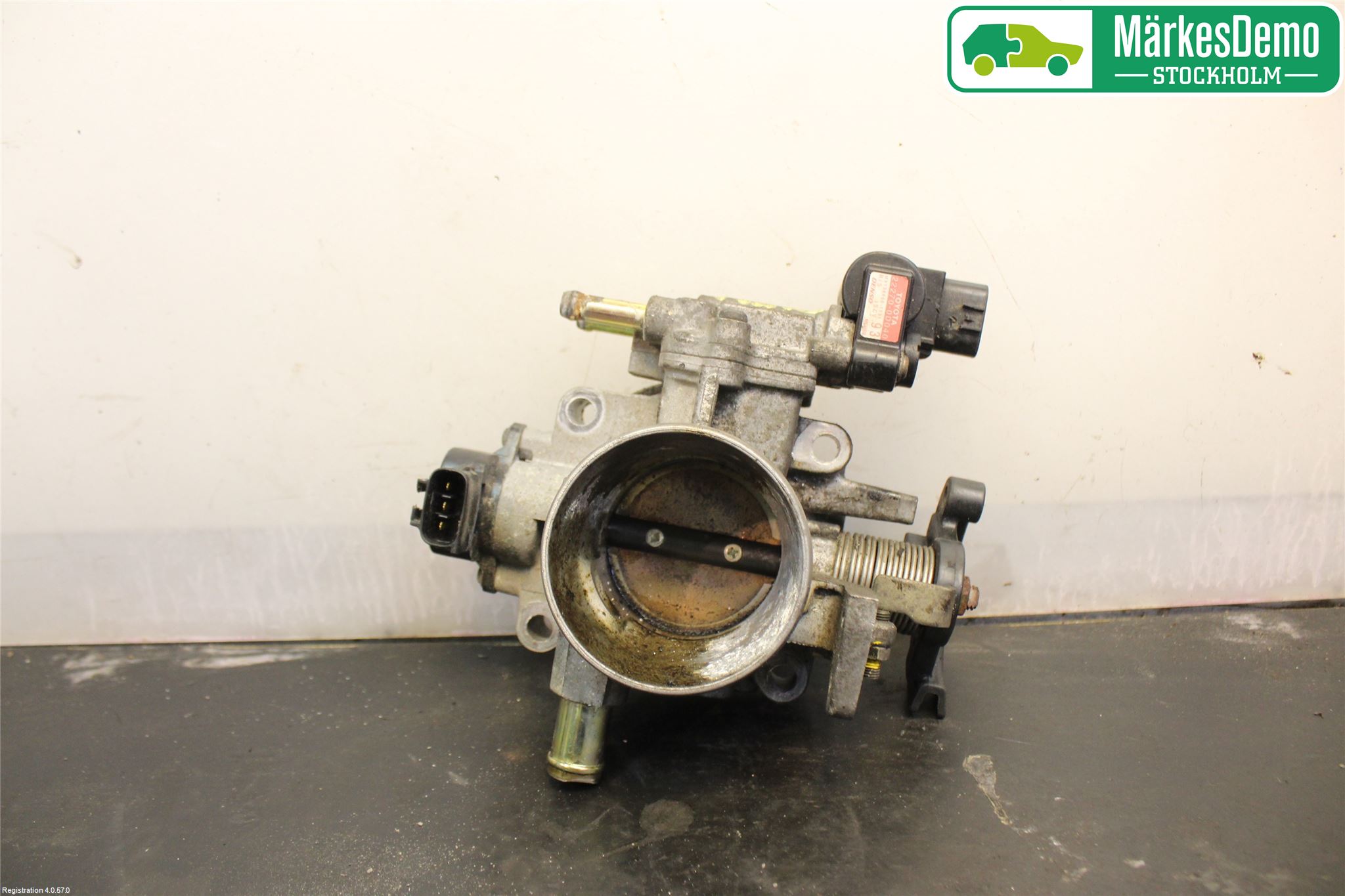 Toyota COROLLA VERSO 02-04 Inns Spjeldhus