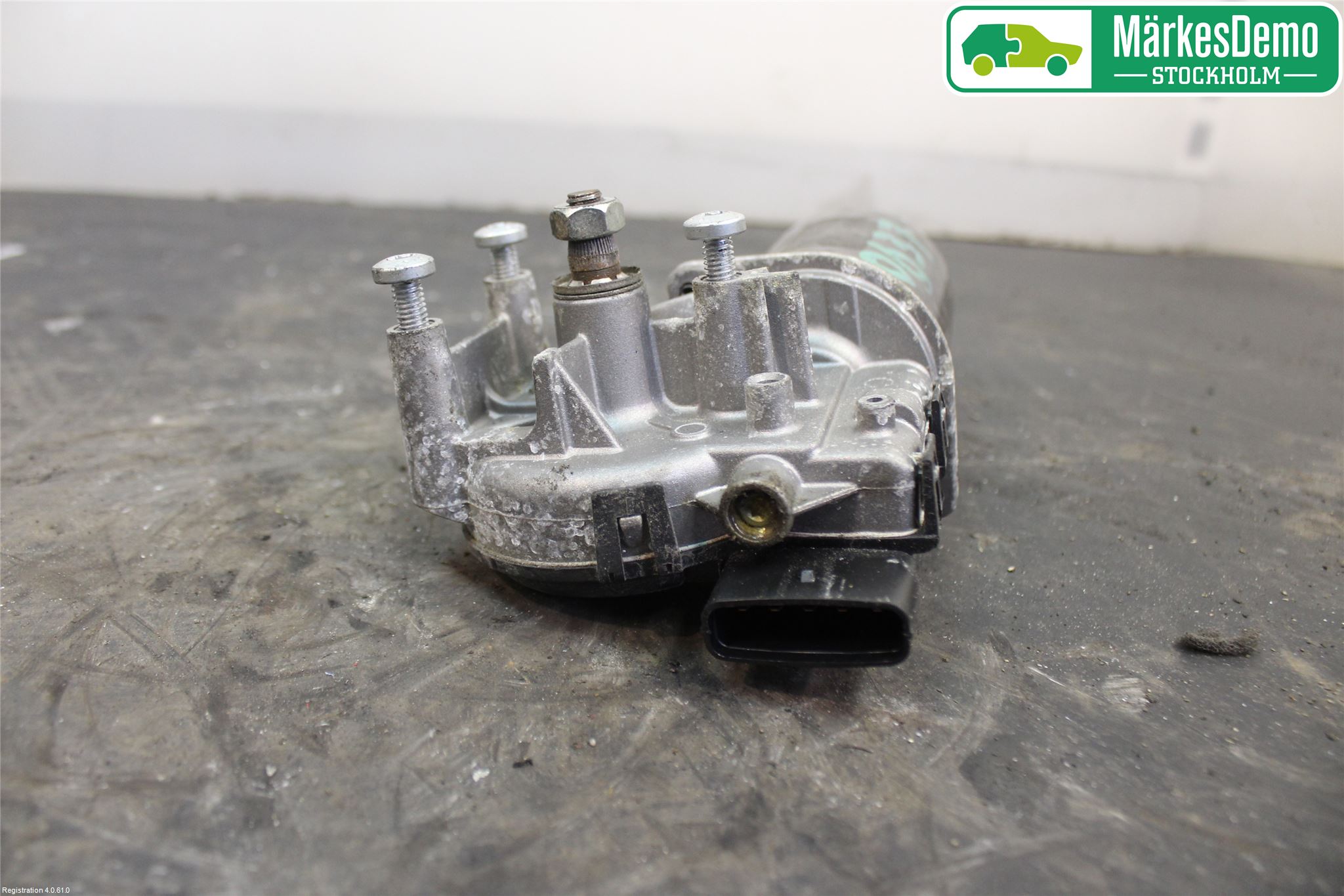Kia SPORTAGE (JE) 05-10 Viskermotor Frontrute
