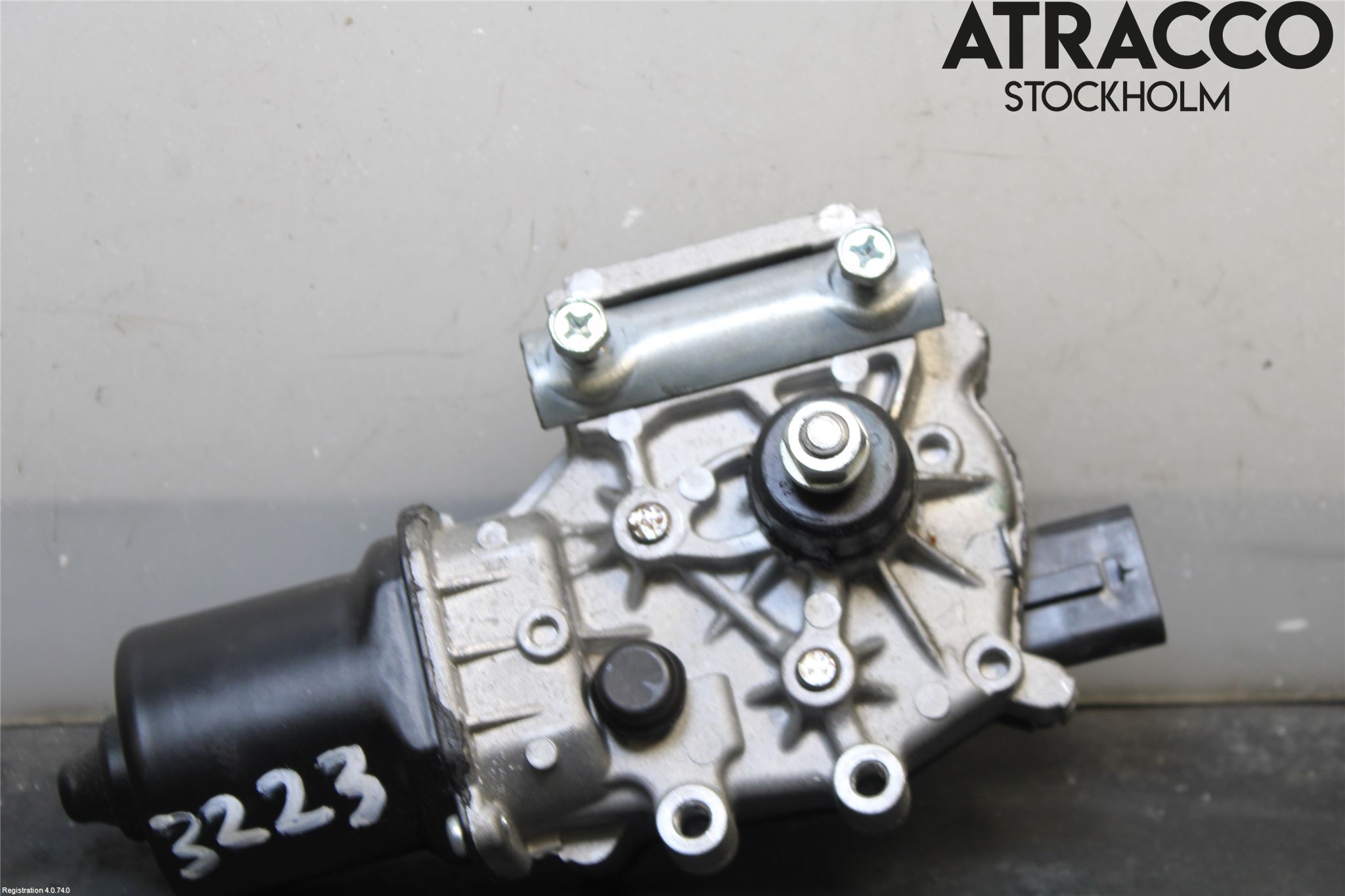 Mini COUNTRYMAN F60 17-23 Viskermotor Frontrute
