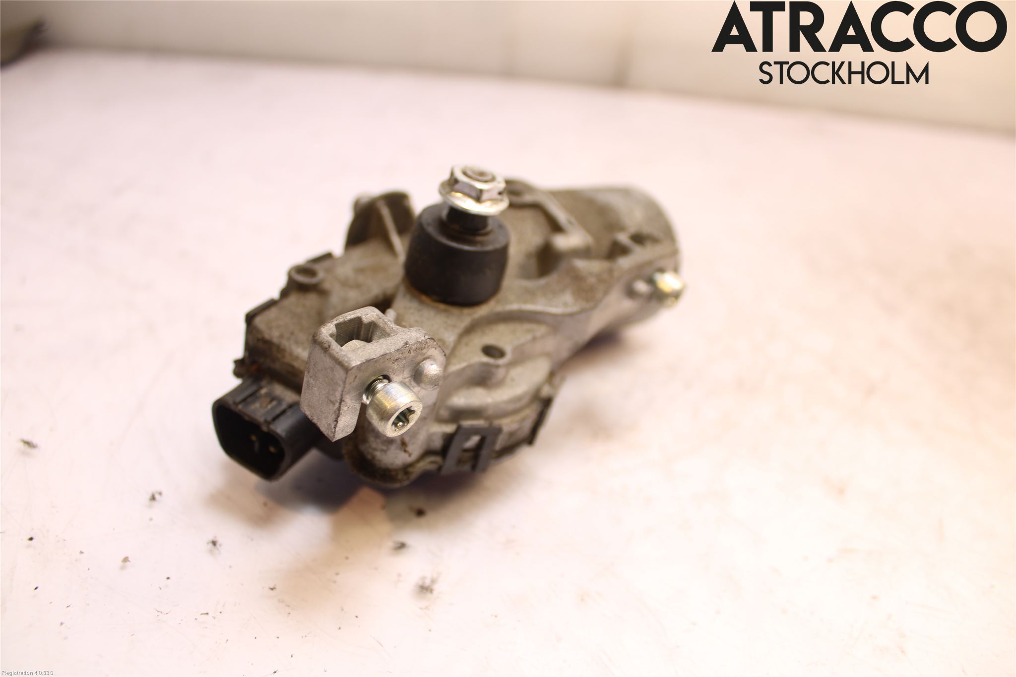 Toyota YARIS XP130 15-20 Viskermotor Frontrute