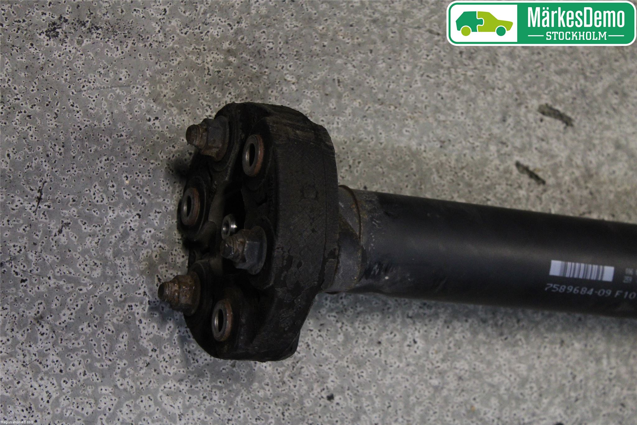 BMW 5 F10/F11/F18 09-17 Mellomaksel Kompl