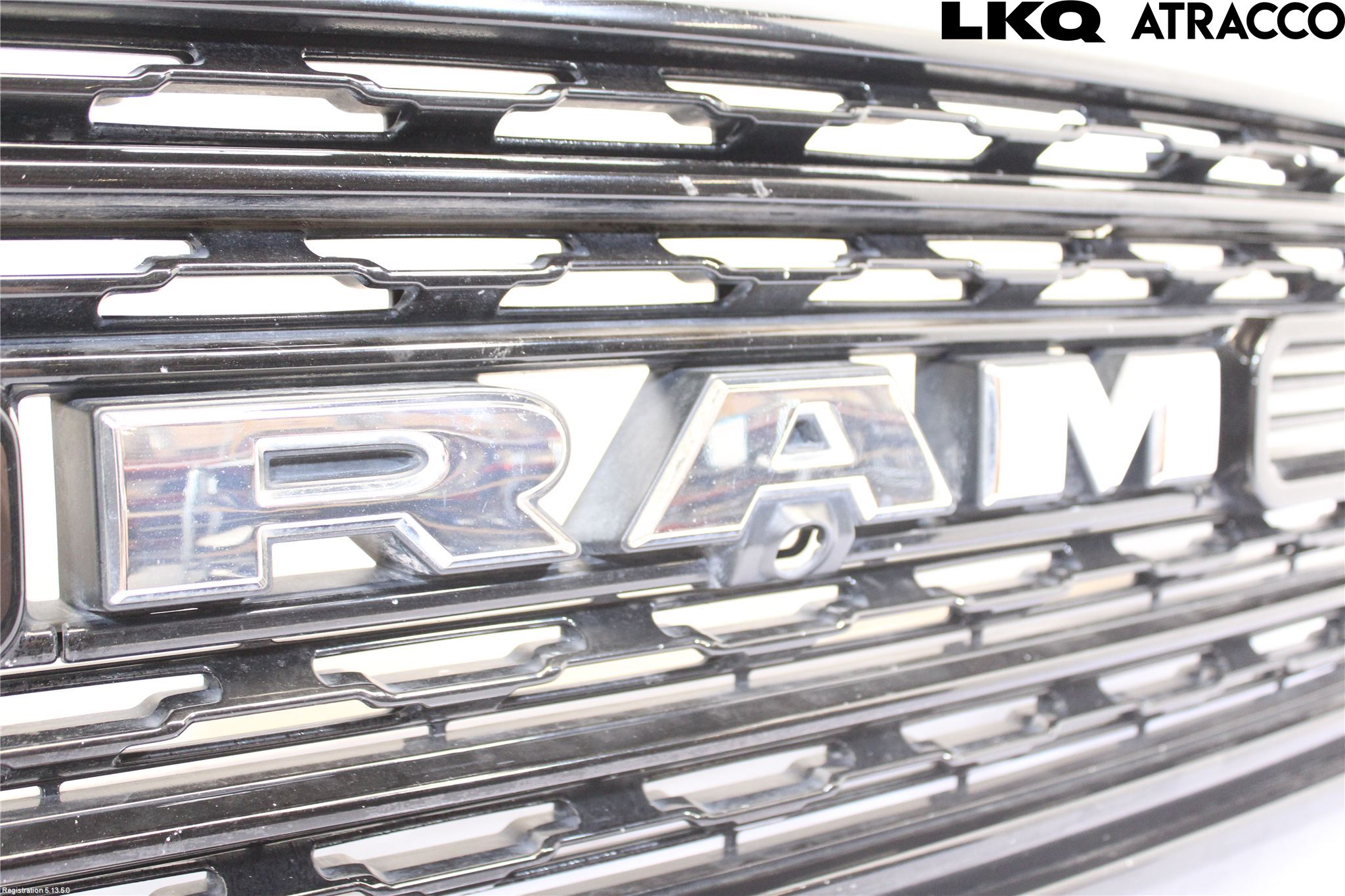 Dodge PICK UP RAM 81- Grill Komplett