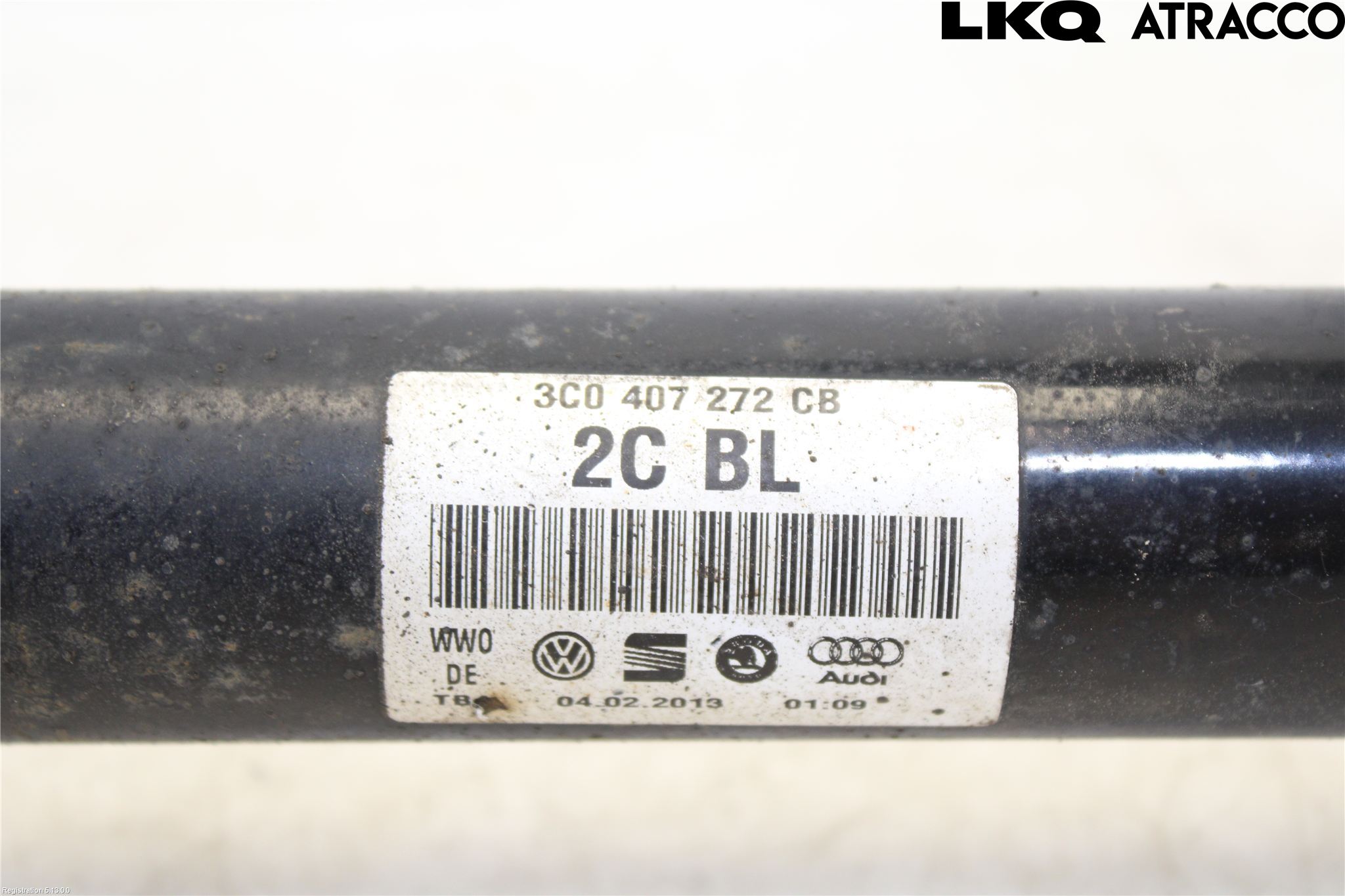 Volkswagen VW PASSAT 11-14 Drivaksel Foran Kompl Høyre