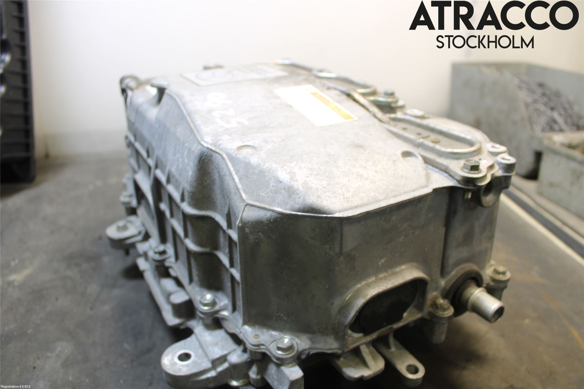 Toyota YARIS XP130 15-20 Hybridconverter