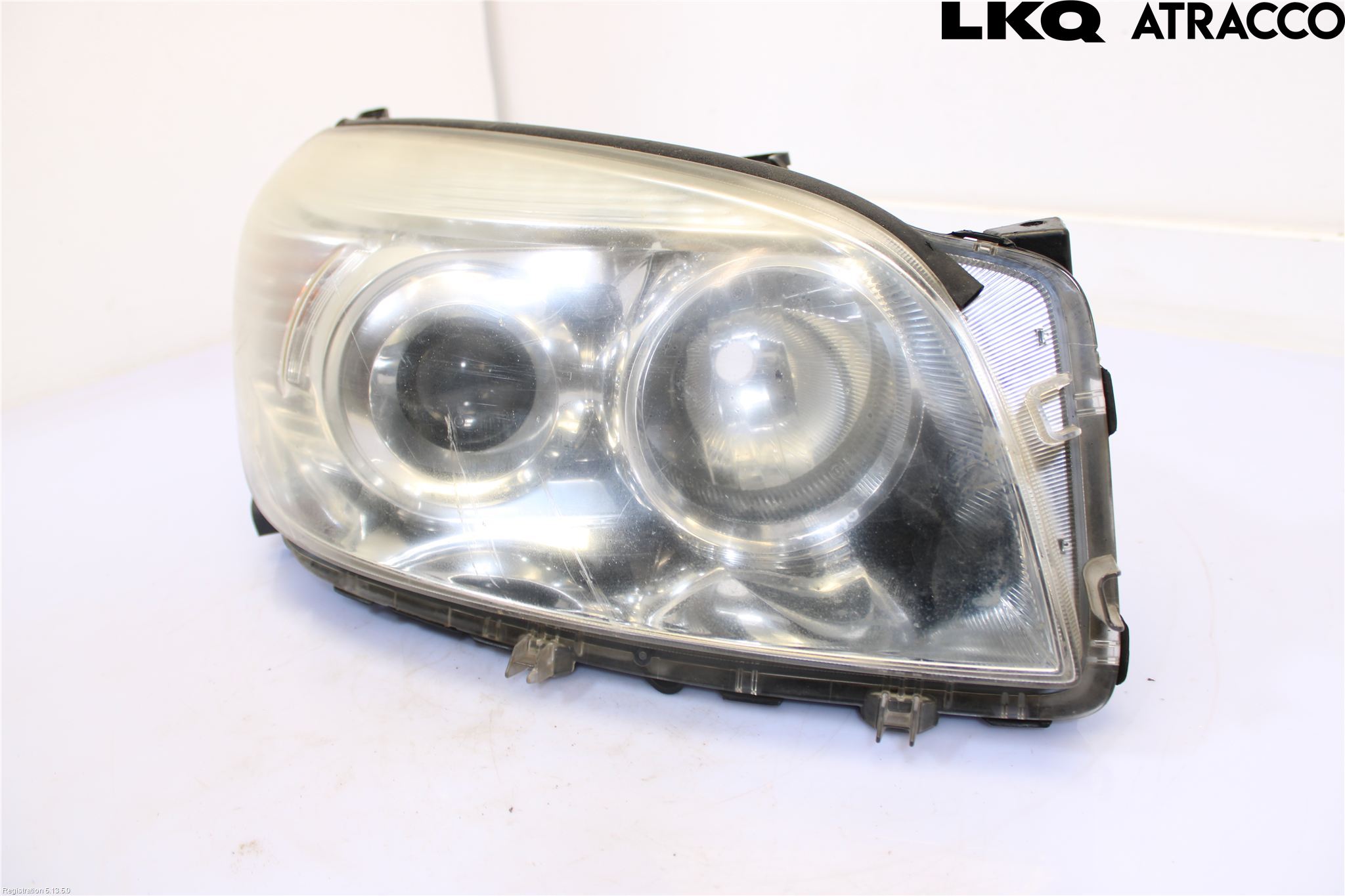 Toyota RAV 4 06-12 Frontlykt Høyre