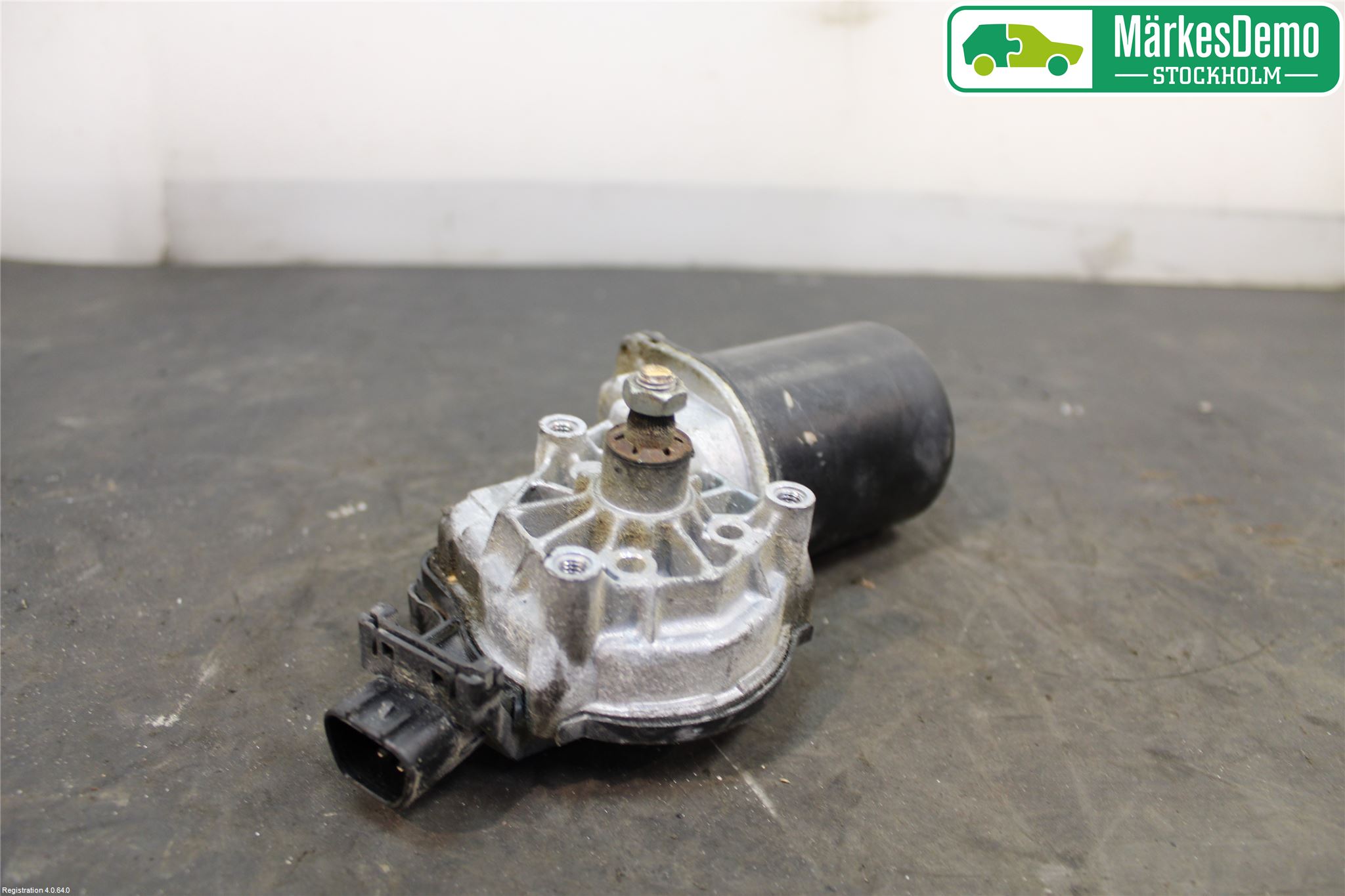Toyota YARIS P1 99-03 Viskermotor Frontrute