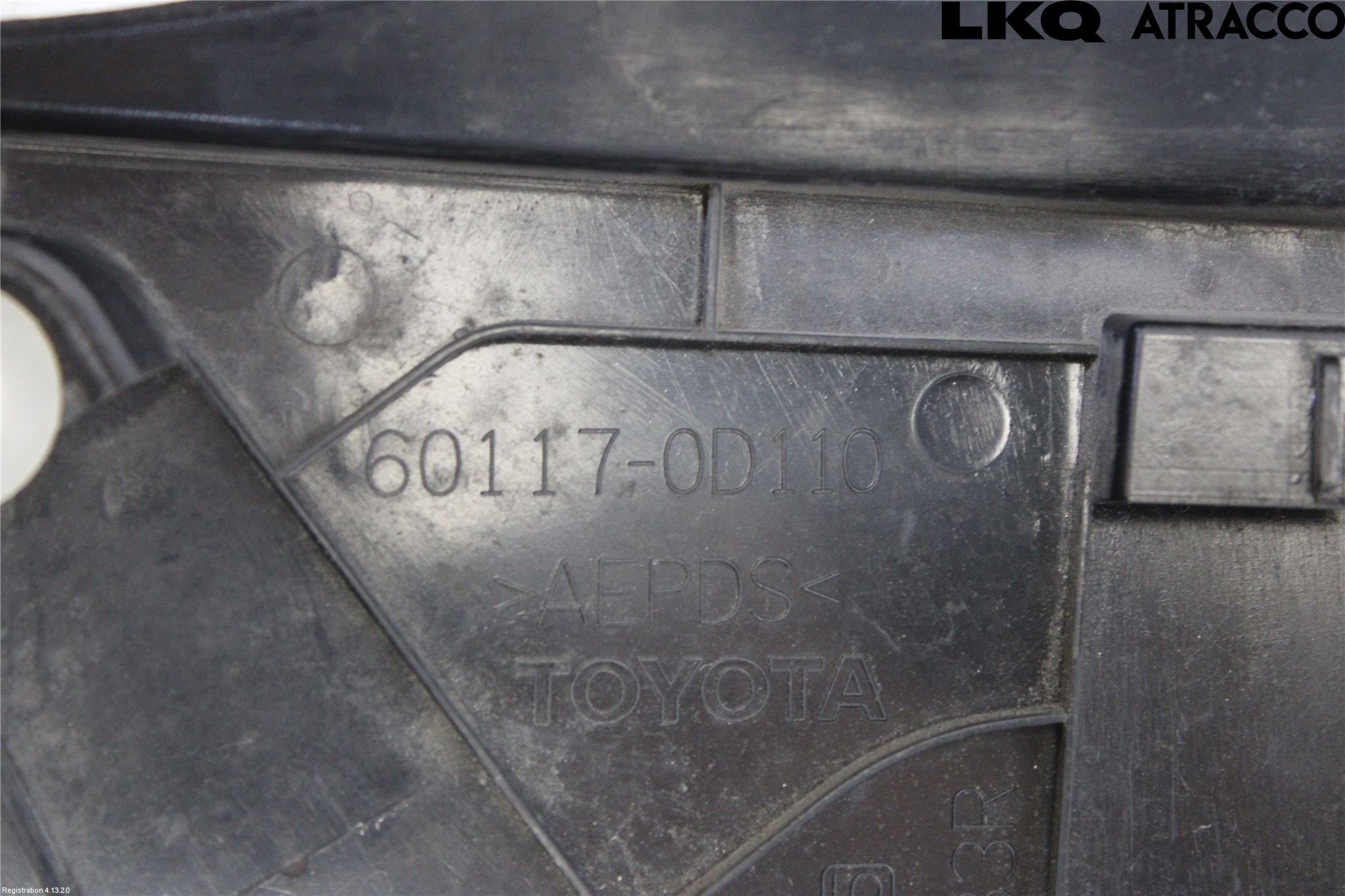 Toyota YARIS XP130 12-14 Tackplast Front