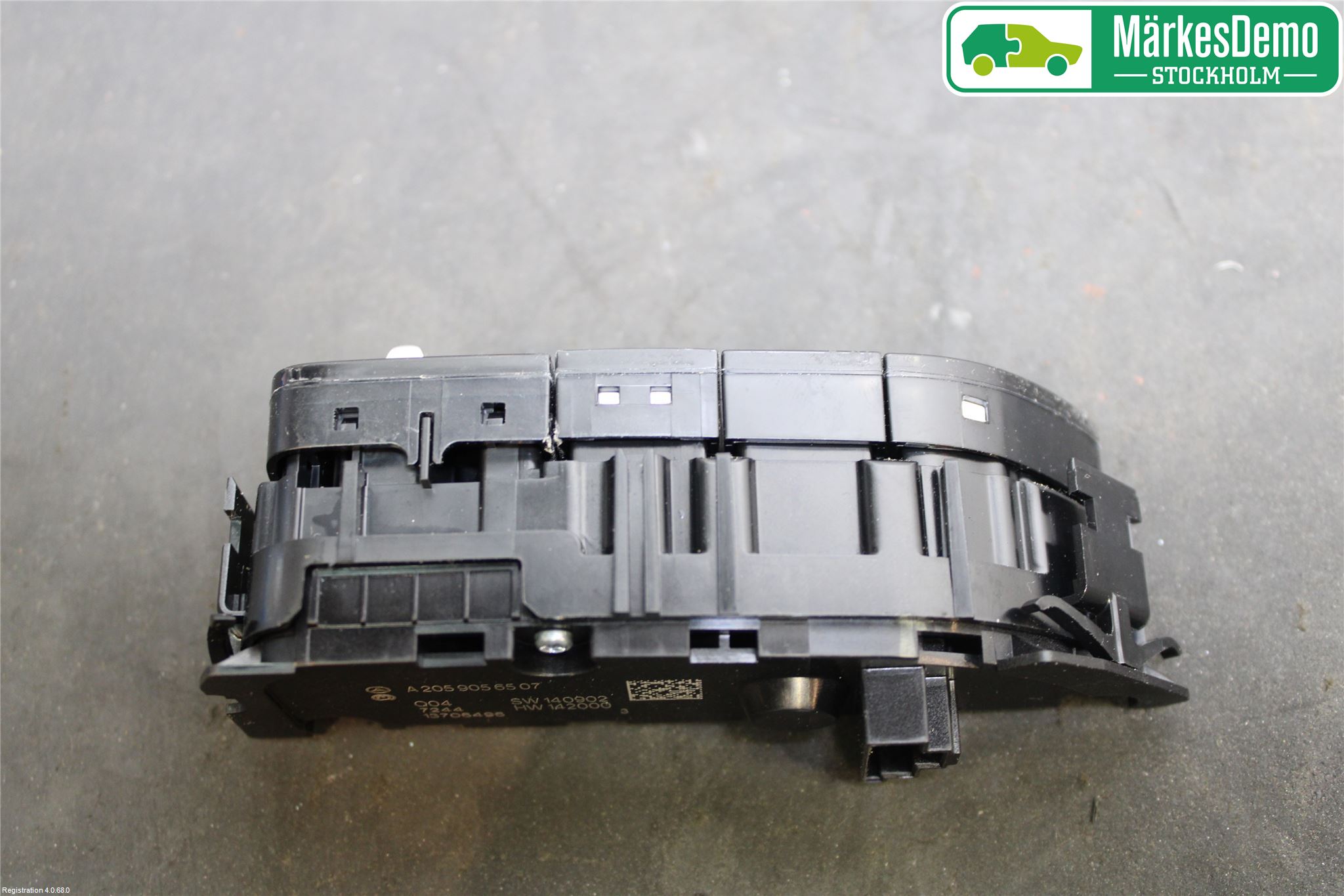 Mercedes-Benz MB C-KLASS (W205) 14-21 Bryter Multifunksjon