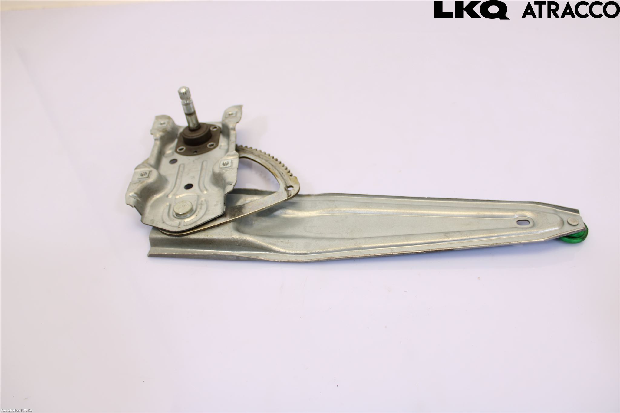 Toyota YARIS XP130 12-14 Vindusheis