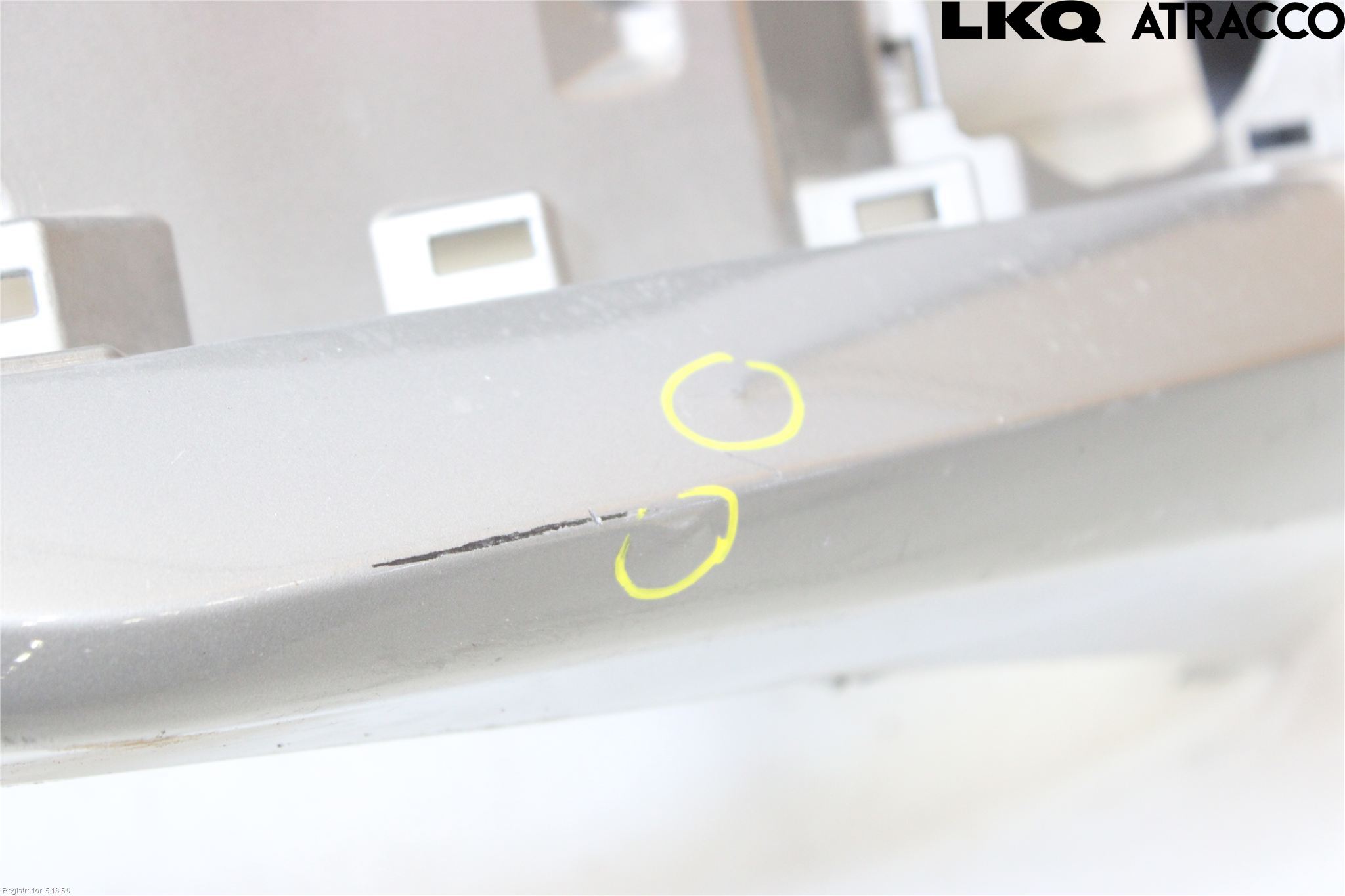 Toyota AURIS 13-19 Støtfanger Foran Plastdeksel