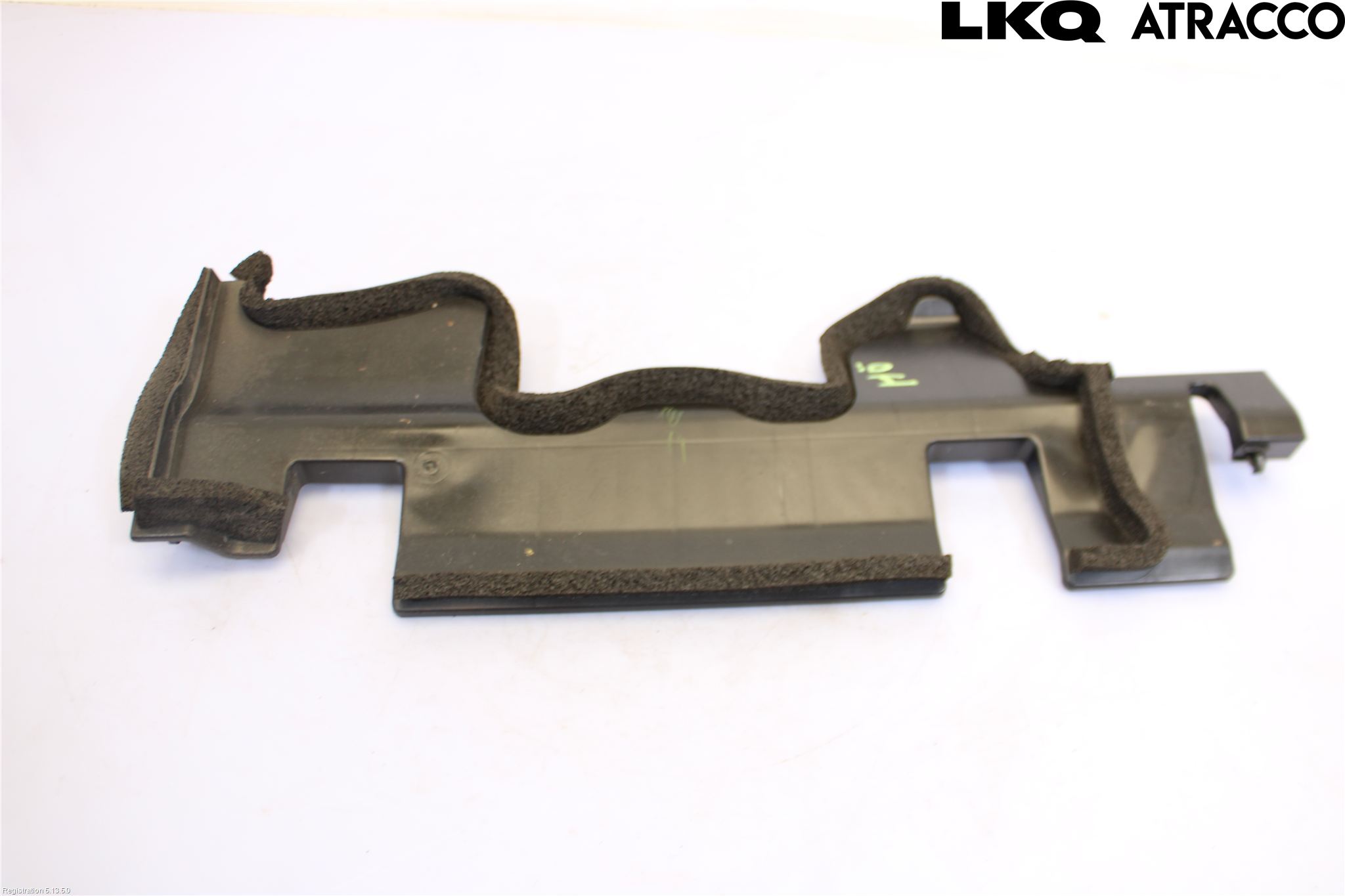 Toyota AYGO X AB70 22- Luftstyring Front
