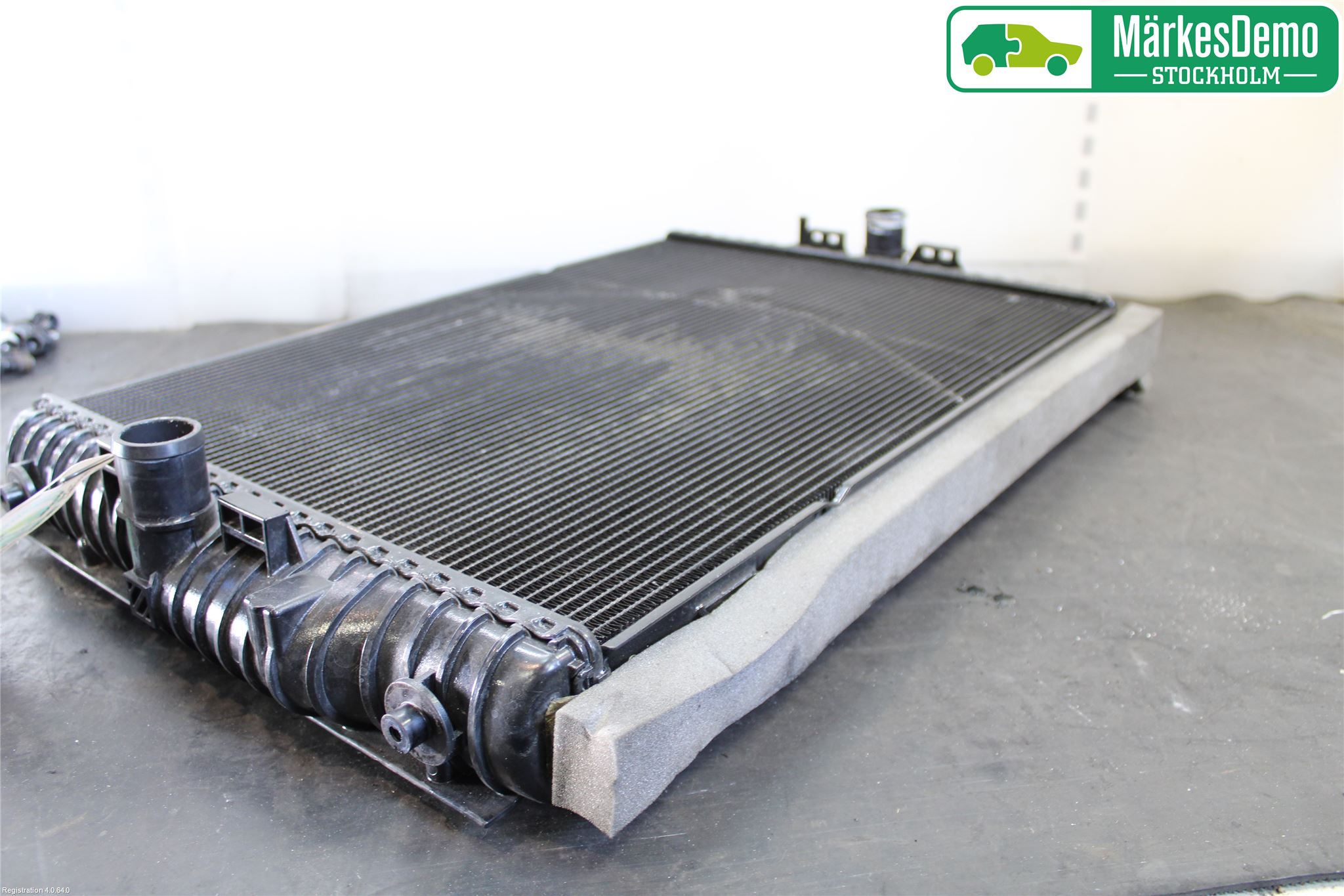 McLAREN Radiator Automat
