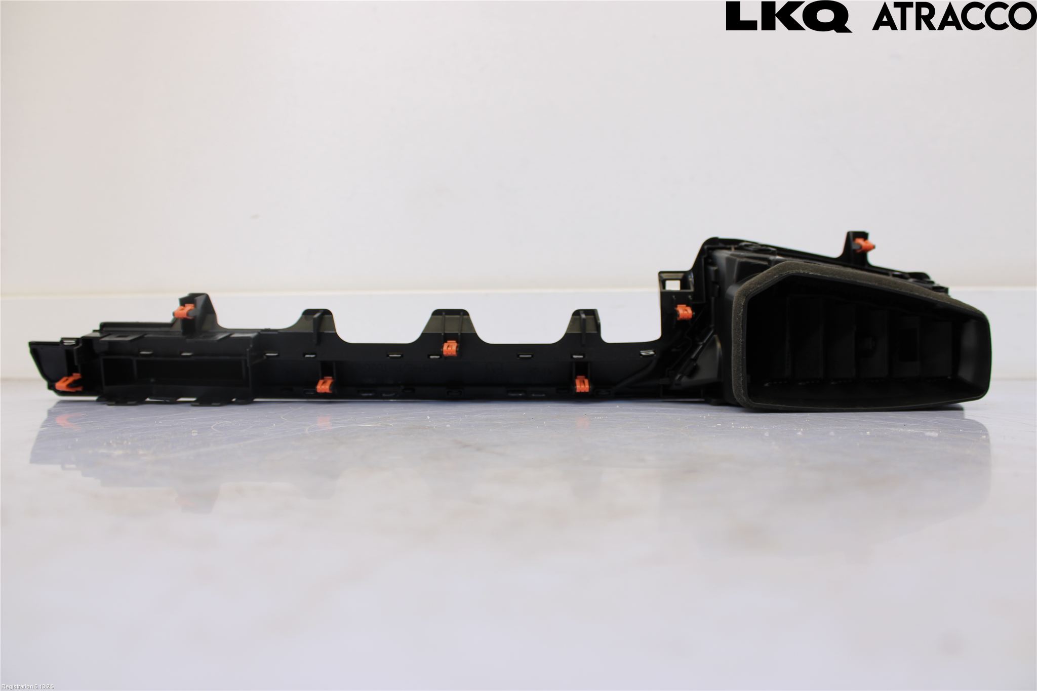 Toyota COROLLA CROSS XG10 22- Dashbord Kanal - Dyse