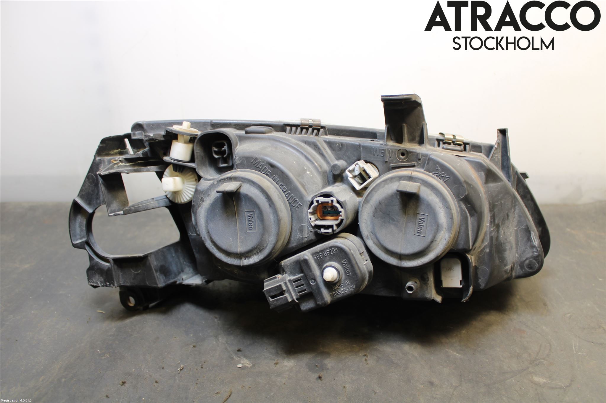 Nissan ALMERA    00-06 Frontlykt Venstre