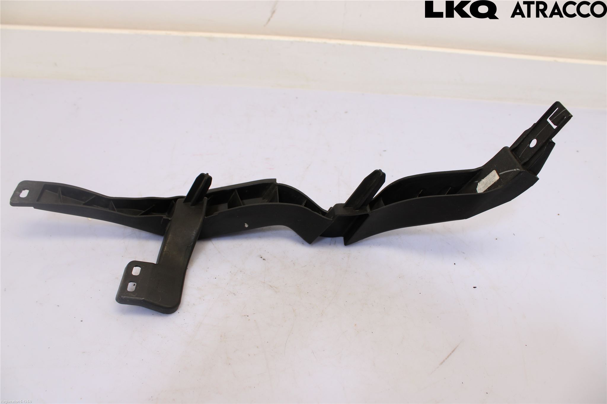 Opel ASTRA K 16-22 Støtfangerfeste Foran Høyre