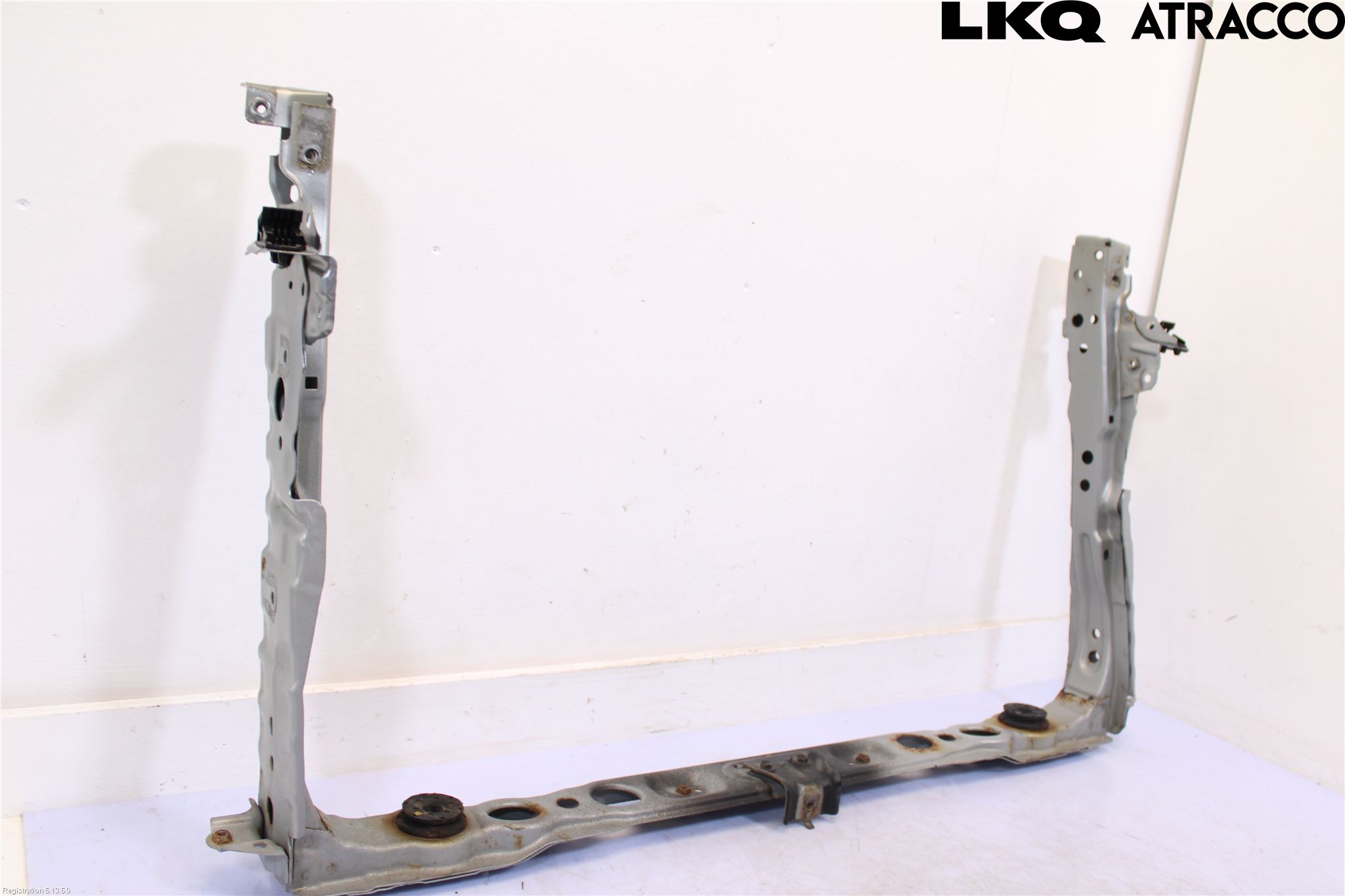 Toyota AURIS 13-19 Radiator Feste - Ramme - Bjelk