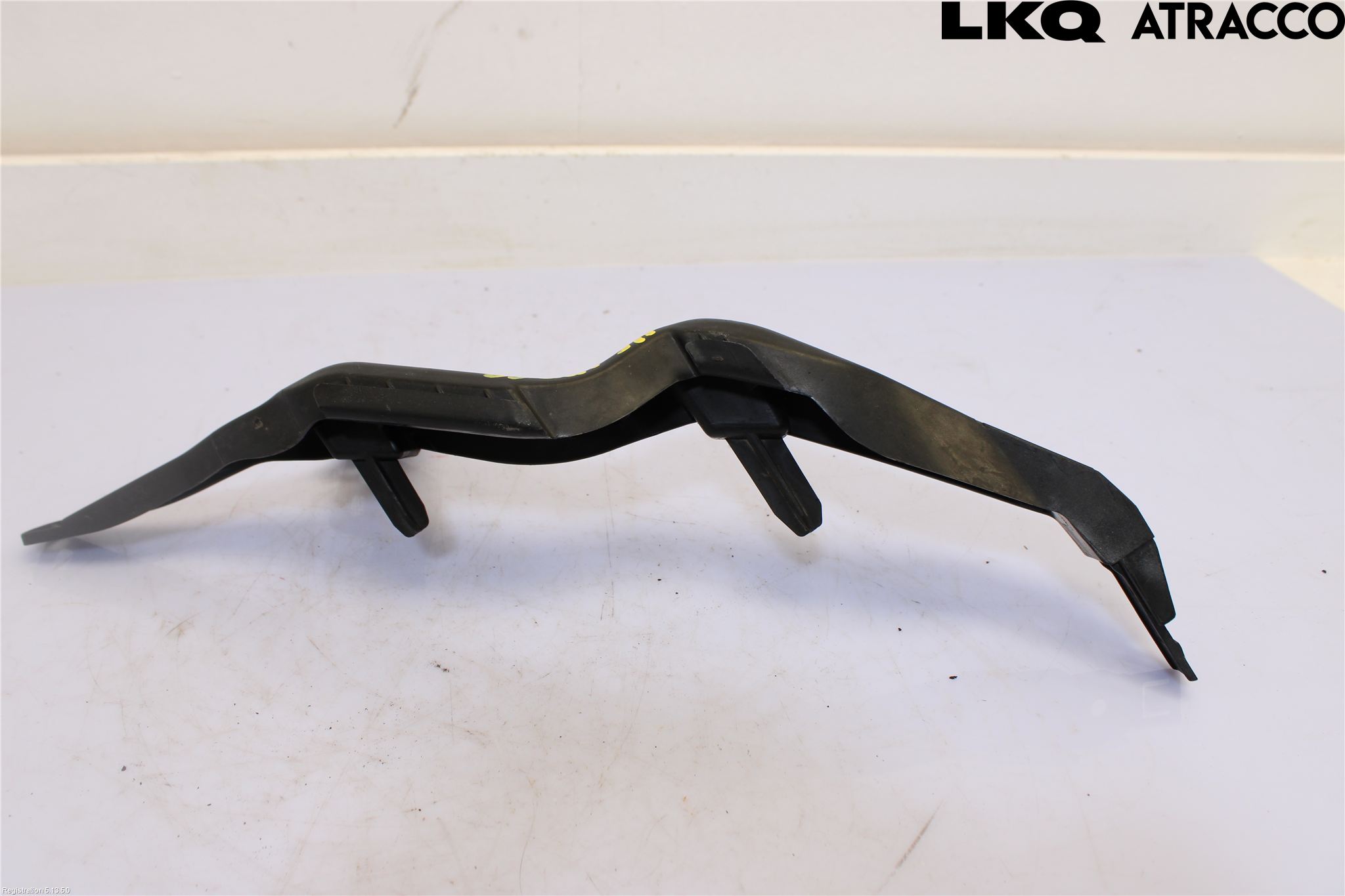Opel ASTRA K 16-22 Støtfangerfeste Foran Høyre