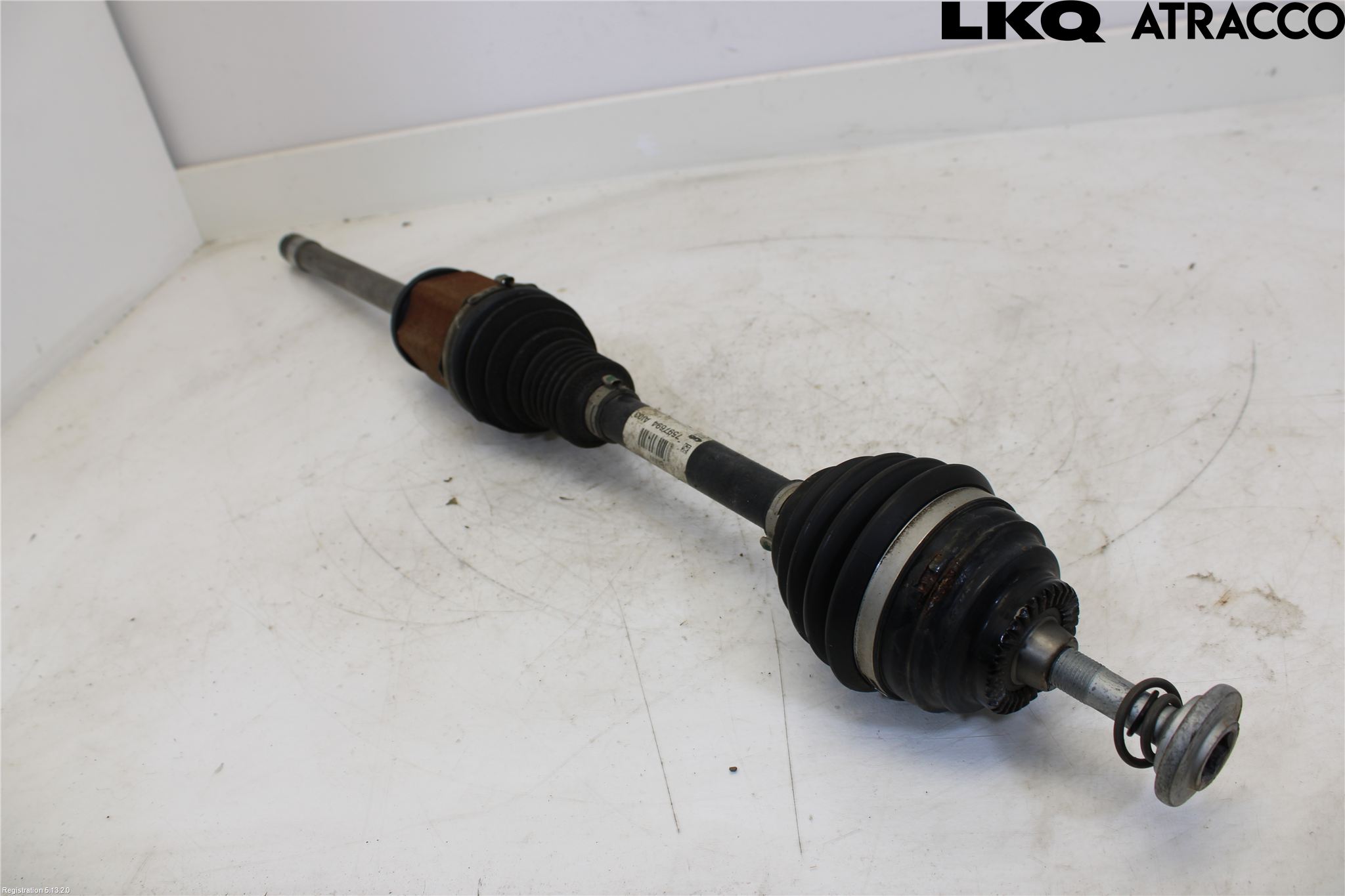 BMW 3 F30/F31/F80 12-19 Drivaksel Foran Kompl Høyre