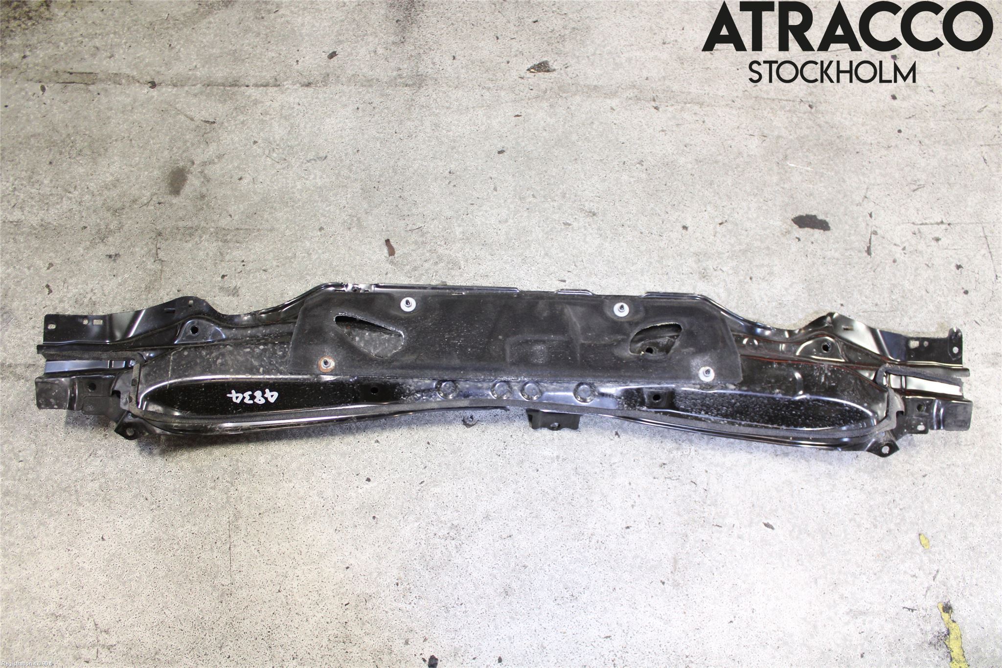 Toyota AURIS 13-19 Visker Deksel-Grill-Under Frr