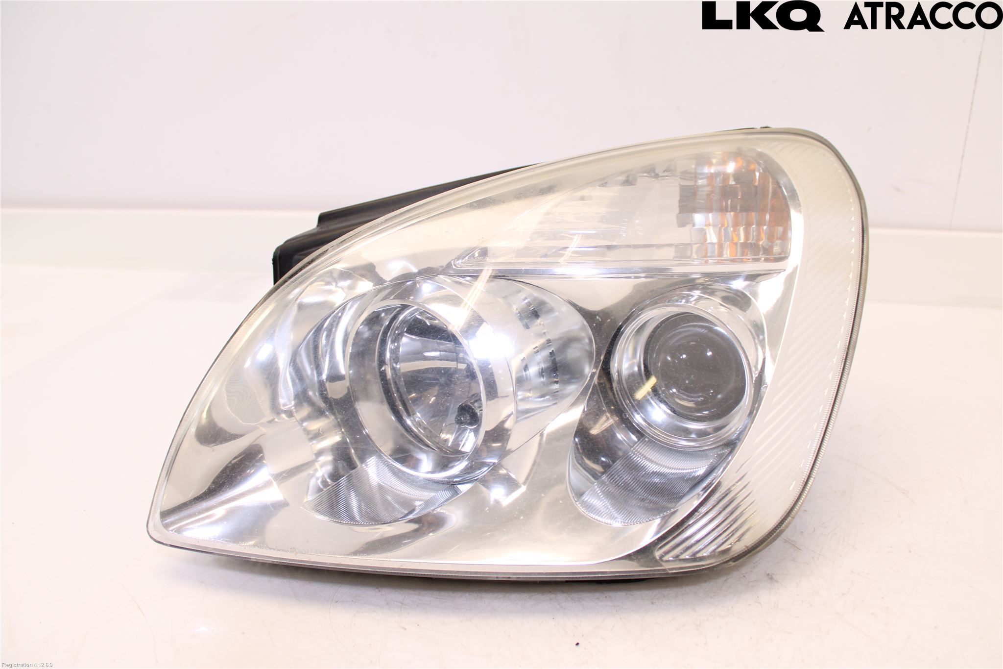 Kia CARENS II 07-12 Frontlykt Venstre