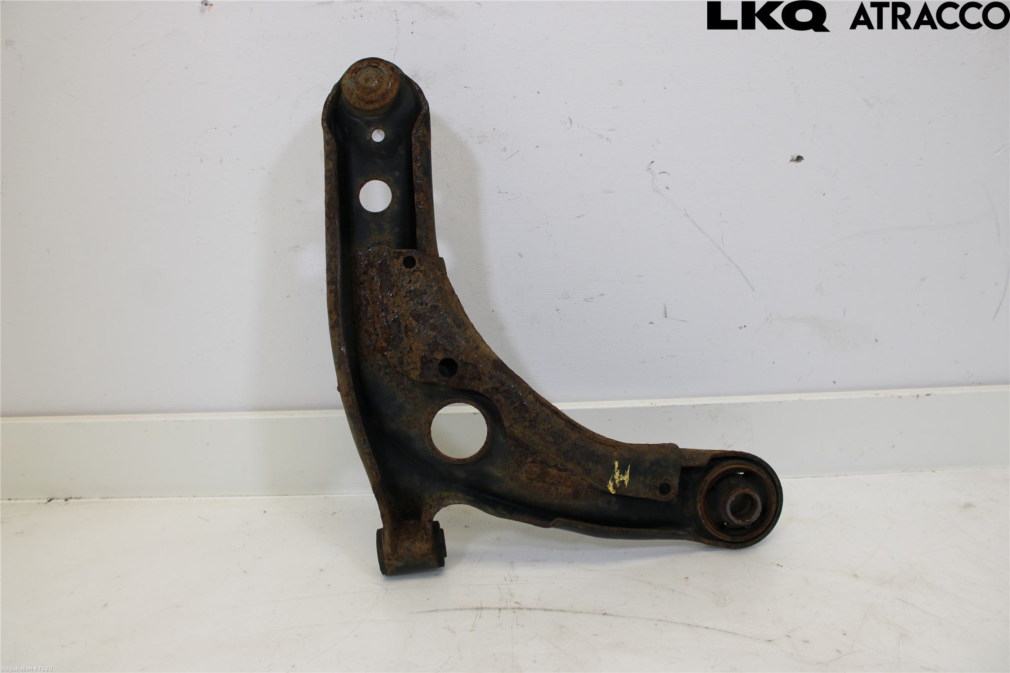 Toyota YARIS XP130 15-20 Bærearm Foran Høyre Nedre