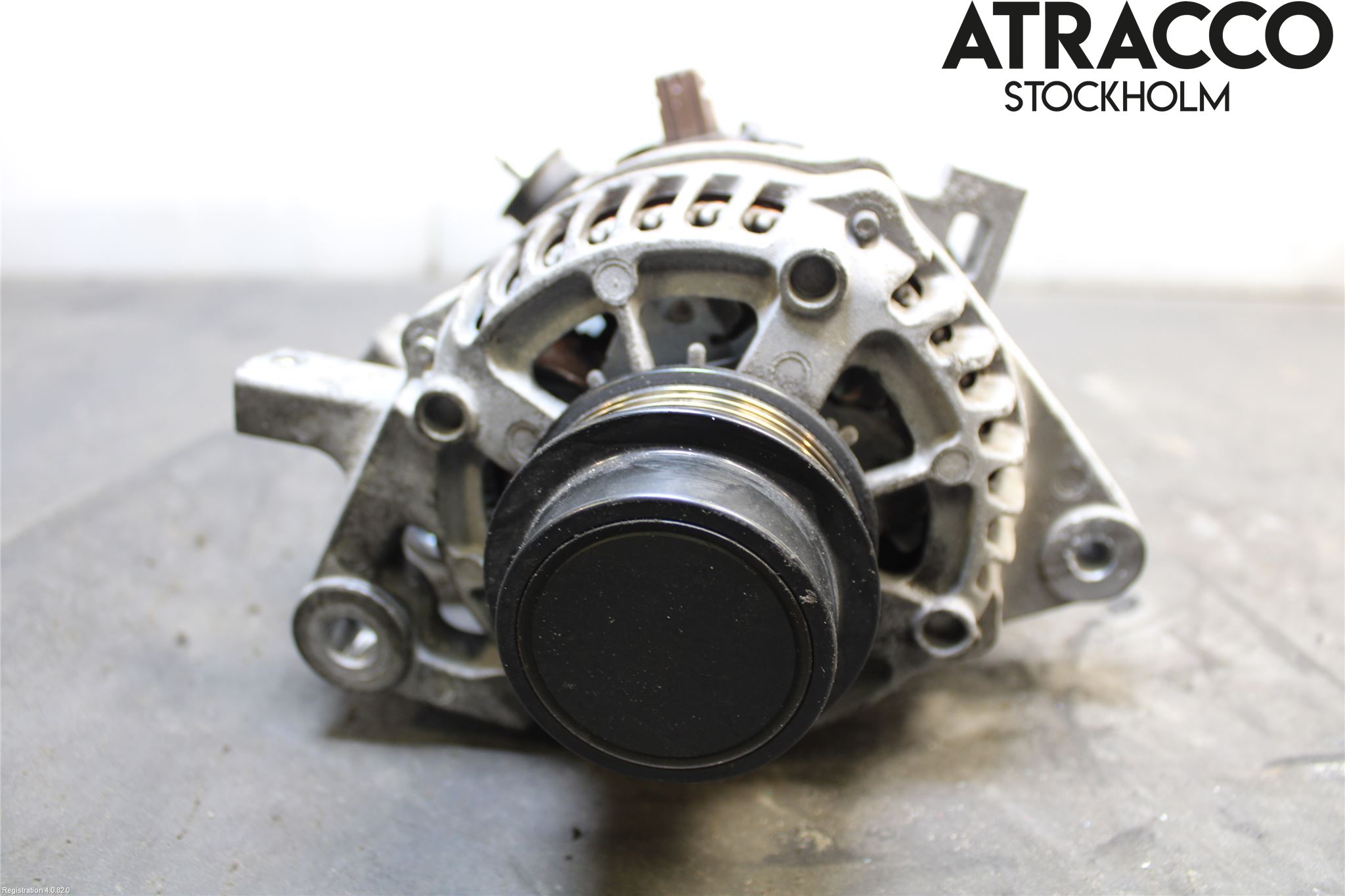 Toyota YARIS XP130 12-14 Dynamo