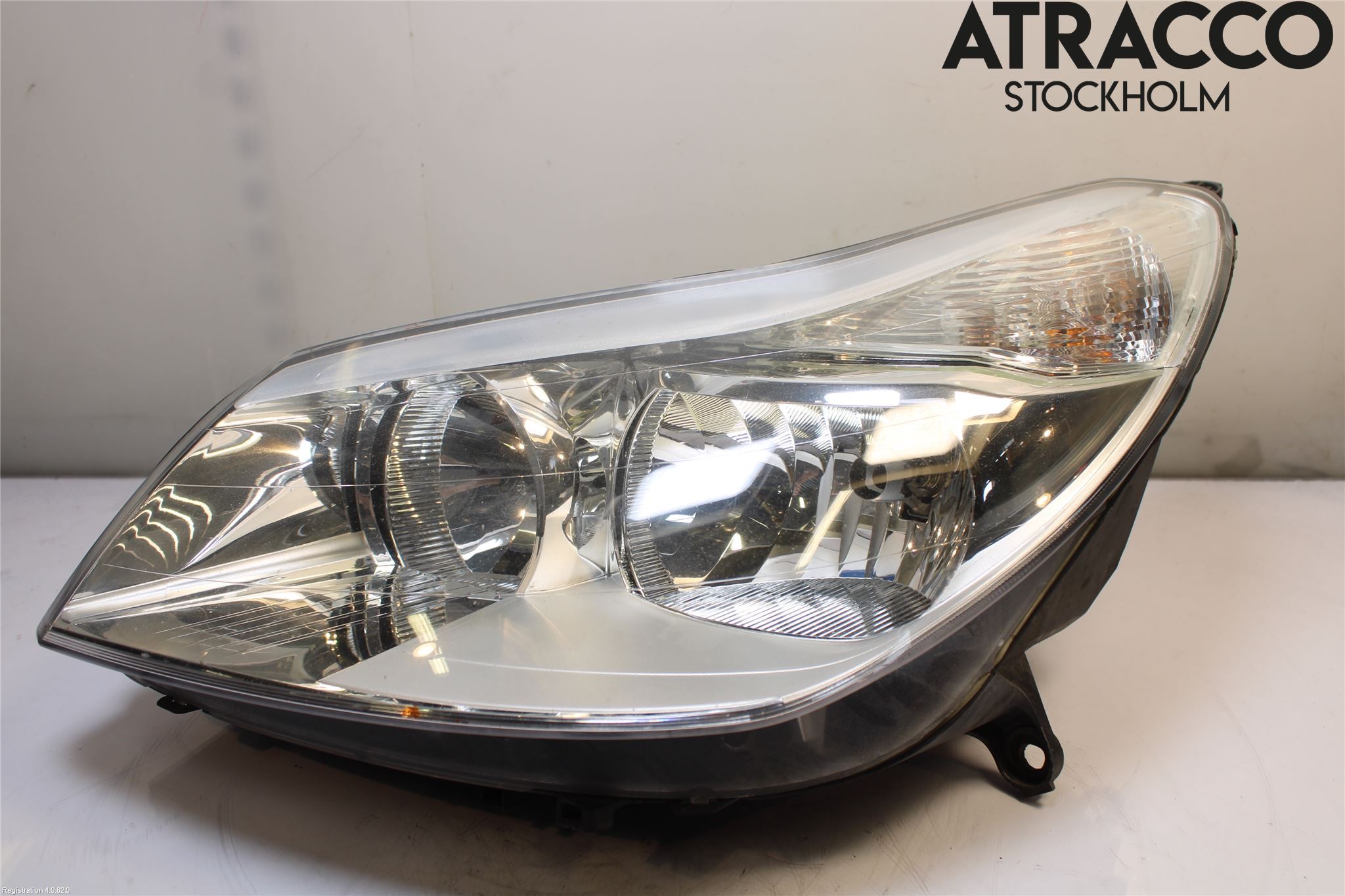 Citroen C5     05-08 Frontlykt Venstre