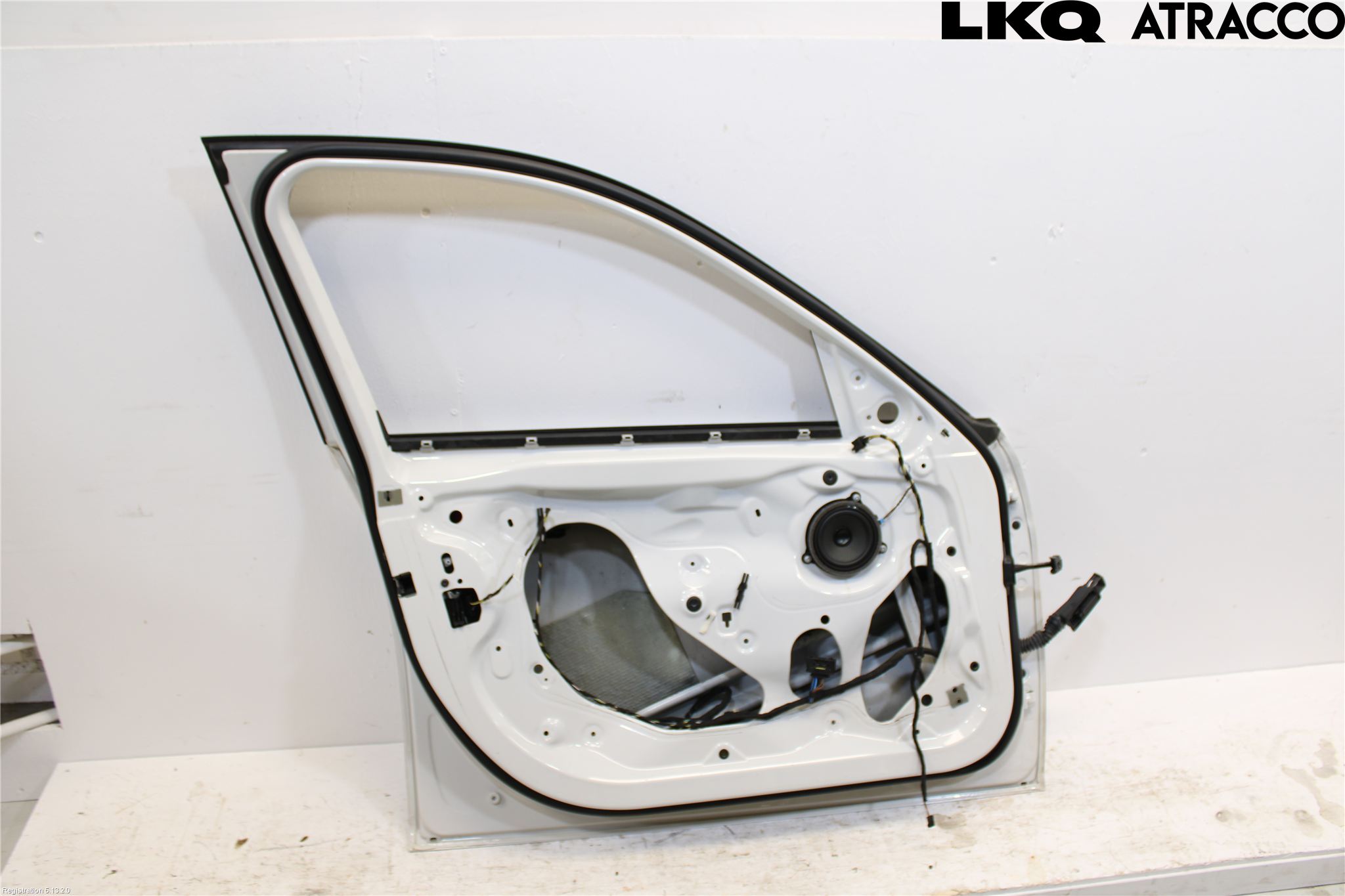 BMW 3 F30/F31/F80 12-19 Dør 4D Foran Venstre