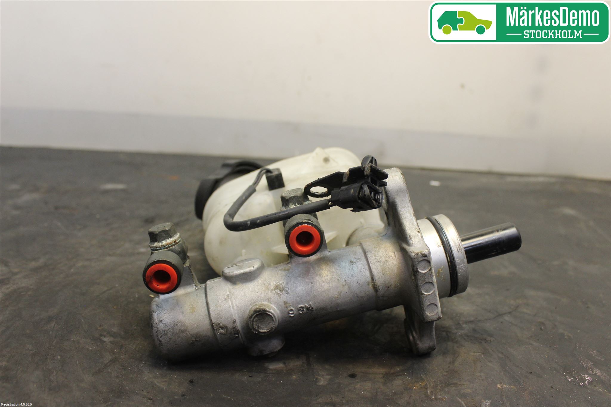 Kia CARENS I  03-06 Brems Hovedsylinder