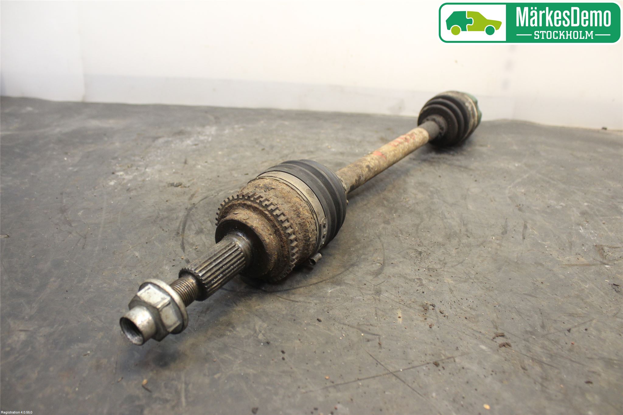 Suzuki SWIFT 05-10 Drivaksel Foran Kompl Venstre