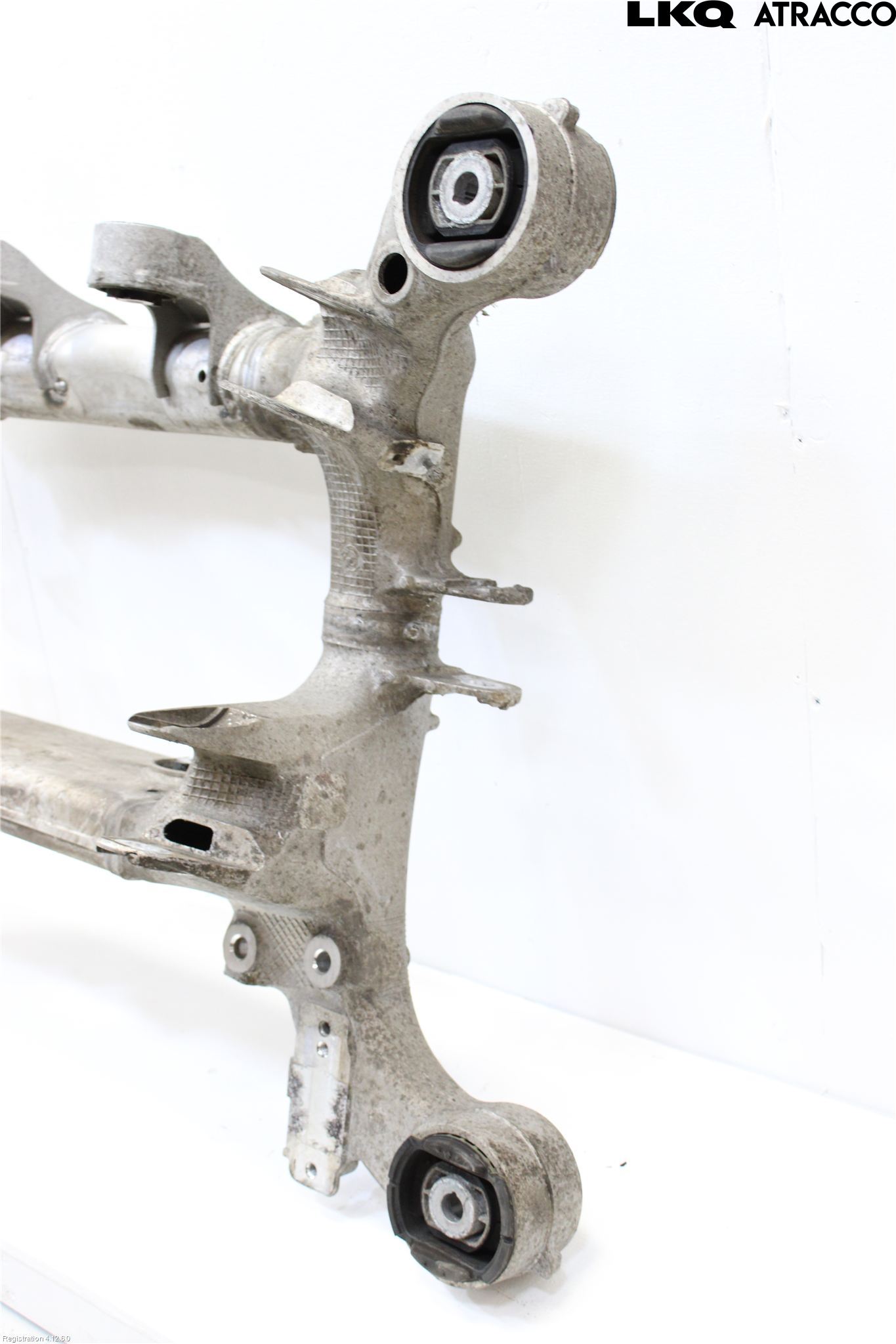 BMW 5 F10/F11/F18 09-17 Bakaksel Feste Travers-Ramme