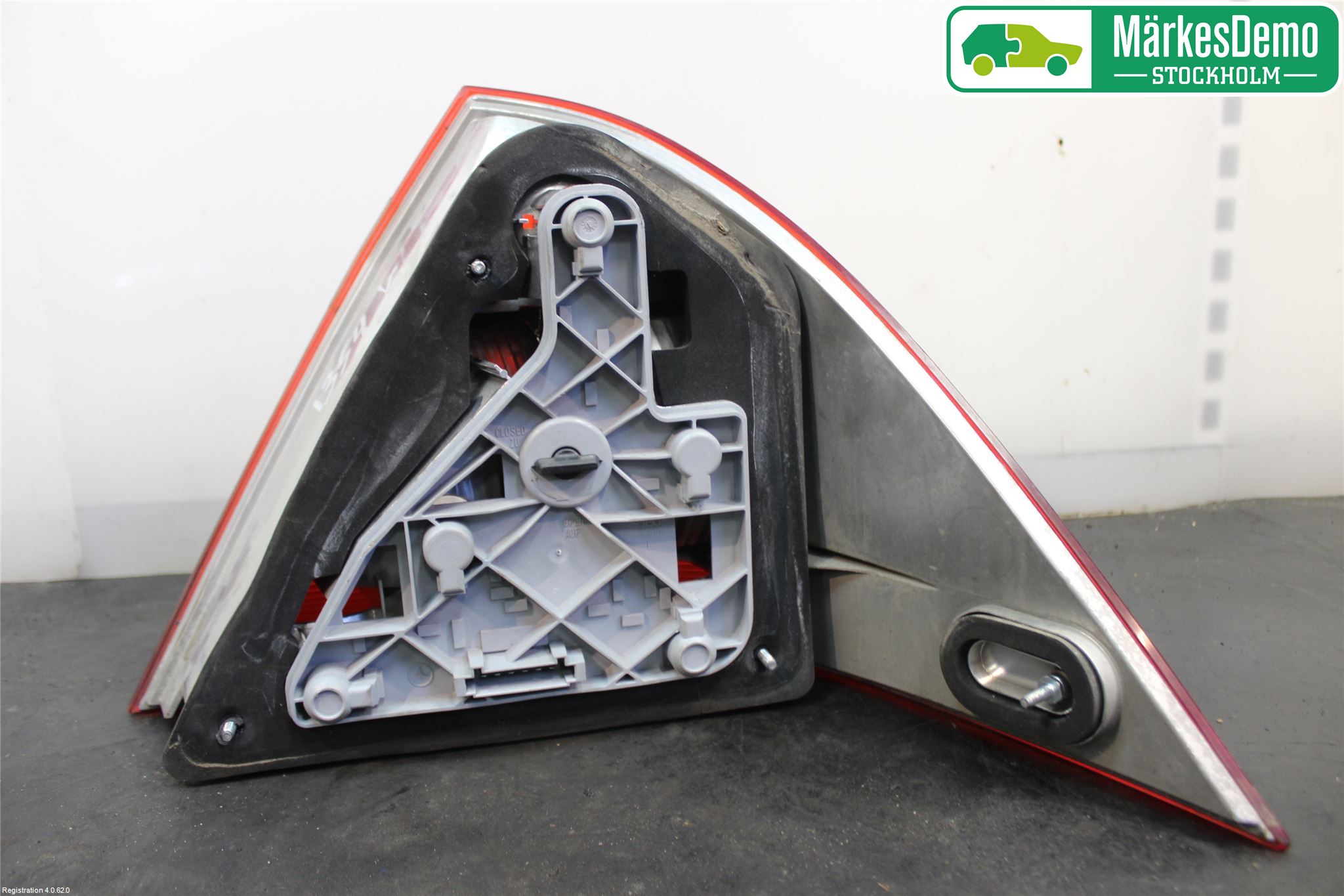 Mercedes-Benz MB C (203) 00-07 Baklykt Venstre