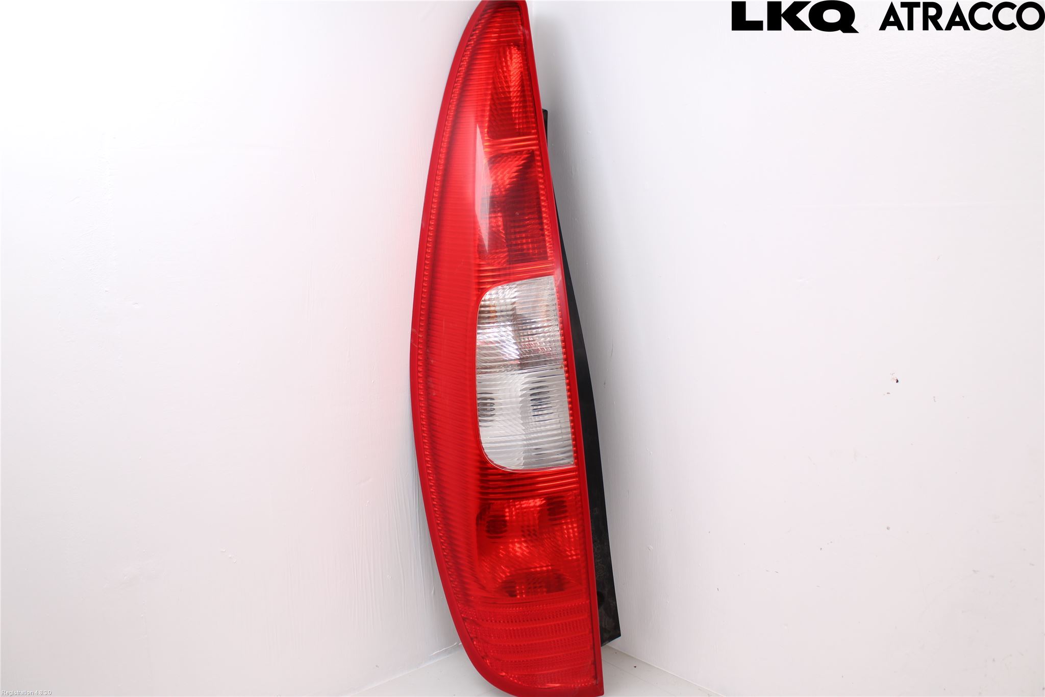 Mitsubishi COLT   04-08 Baklykt Venstre