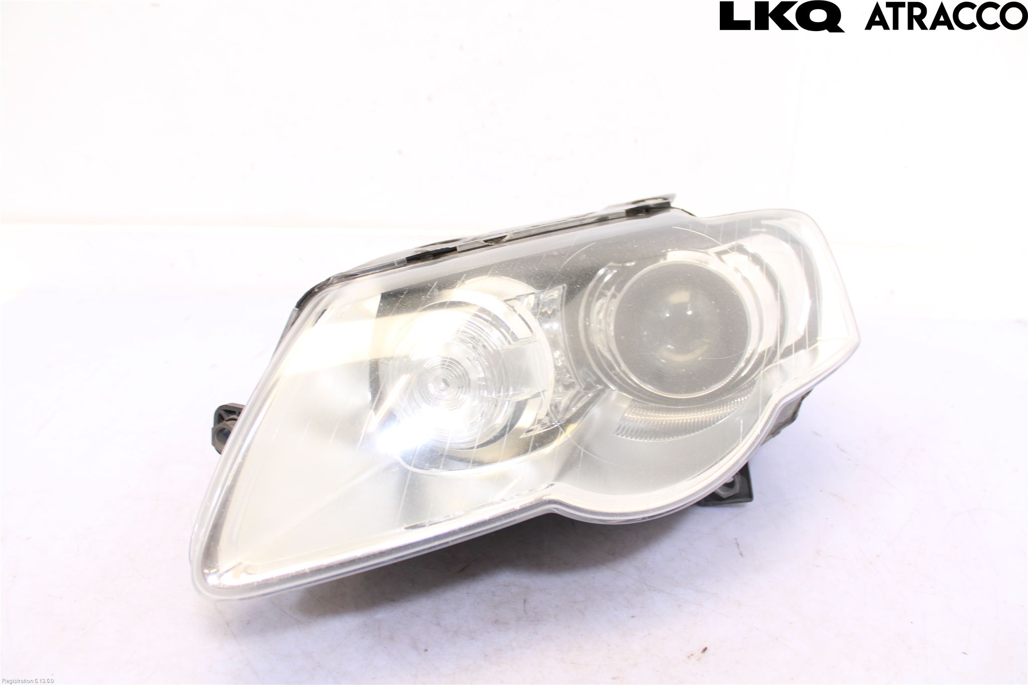 Volkswagen VW PASSAT 05-11 Frontlykt Venstre