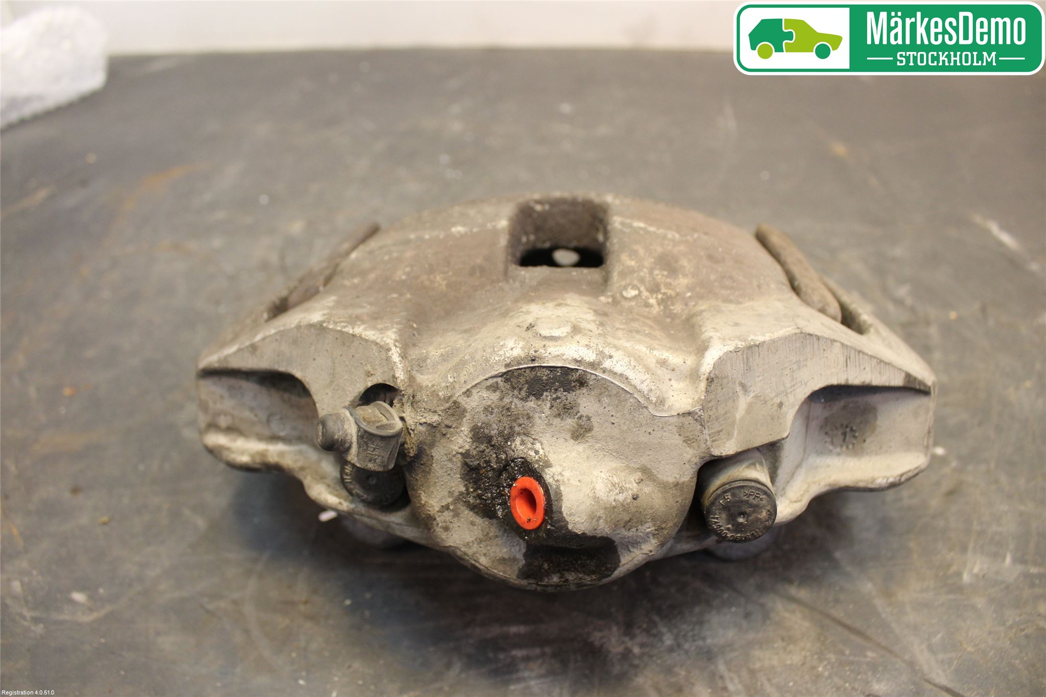 BMW 7 E65/66    00-08 Bremsecaliper Foran Høyre