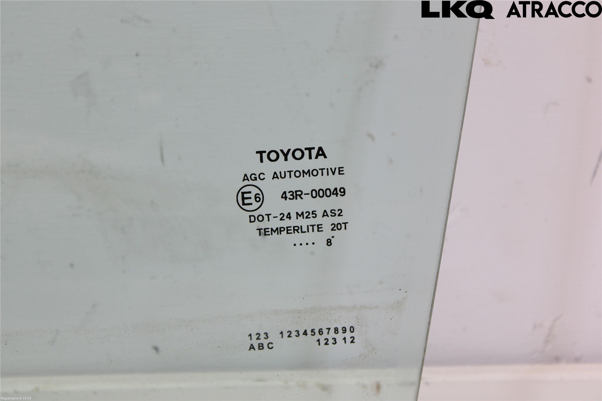 Toyota AURIS 13-19 Dørrute Foran Venstre 4 Dørs
