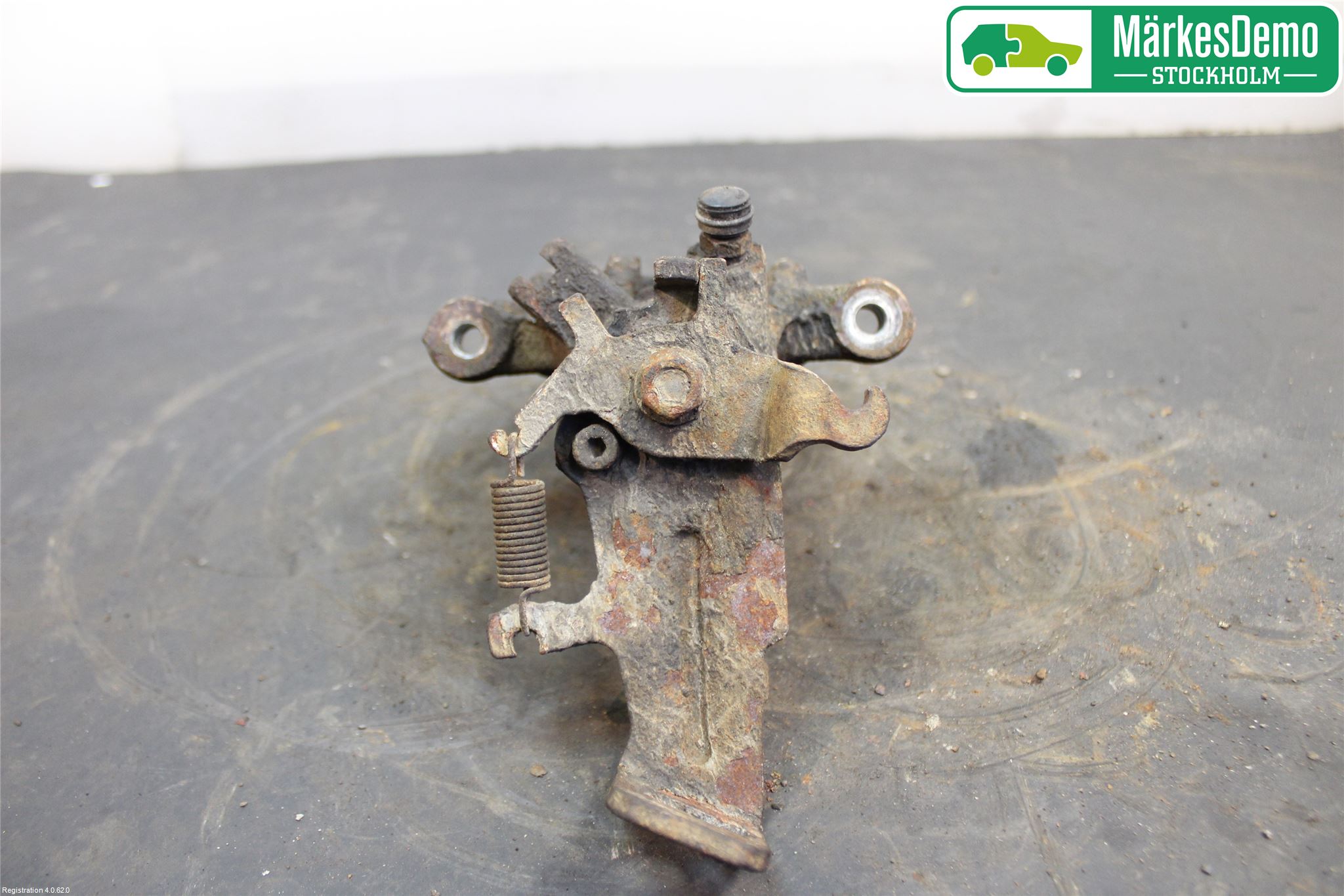 Nissan ALMERA    00-06 Bremsecaliper Bak Venstre