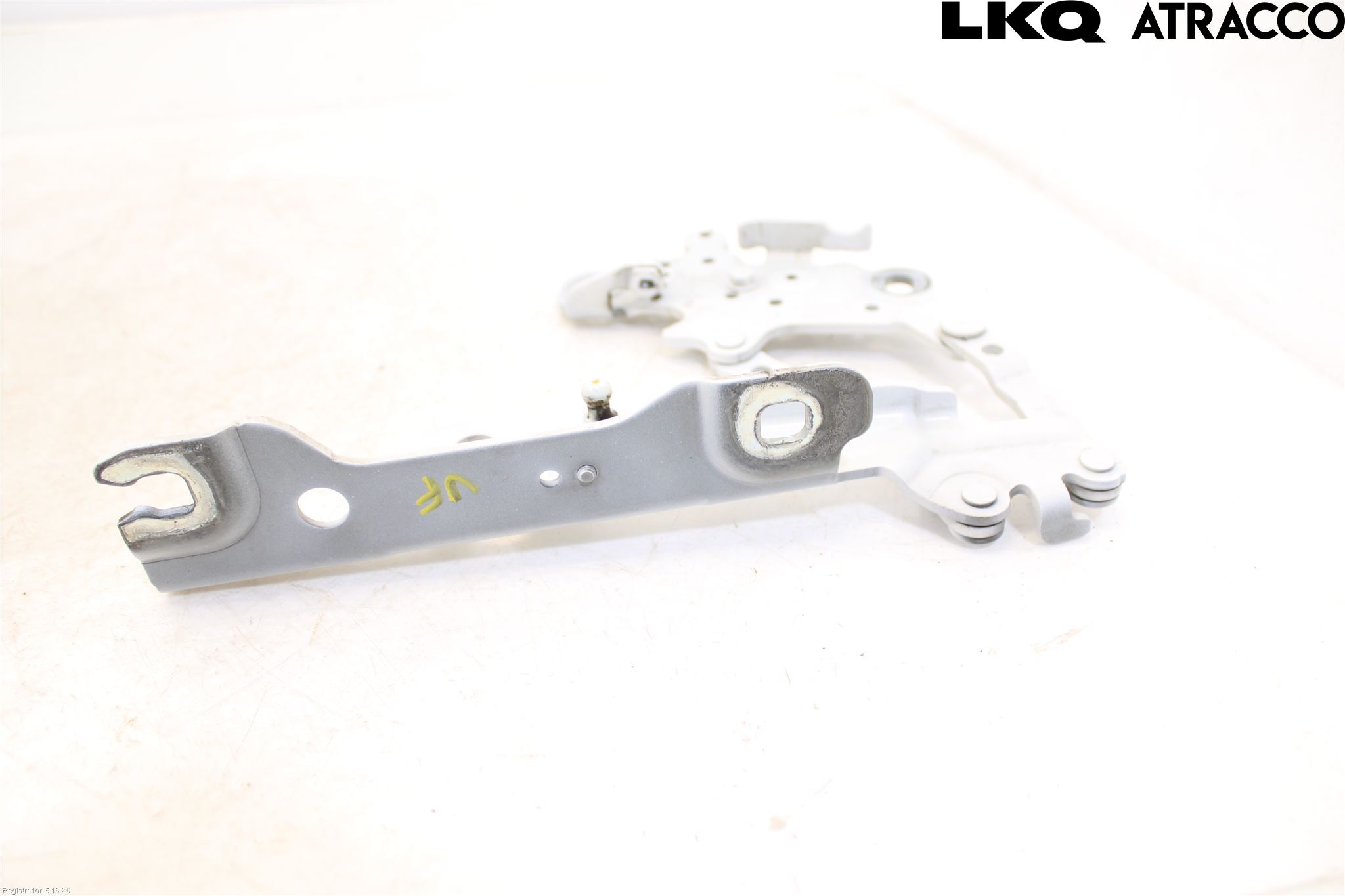 BMW 3 F30/F31/F80 12-19 Panser Hengsel - Hengsler