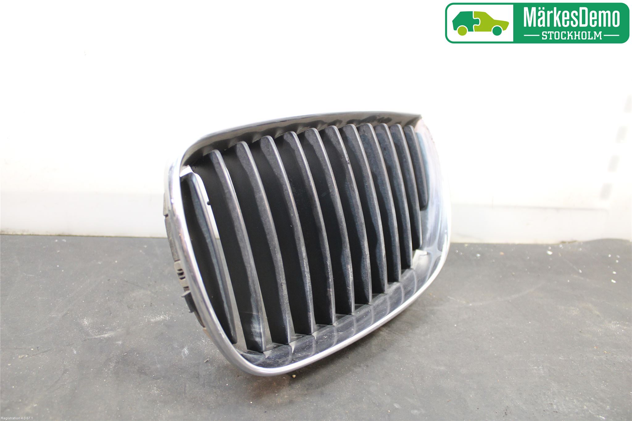 BMW 1 E87/81 5D/3D 03-11 Grilldel Venstre